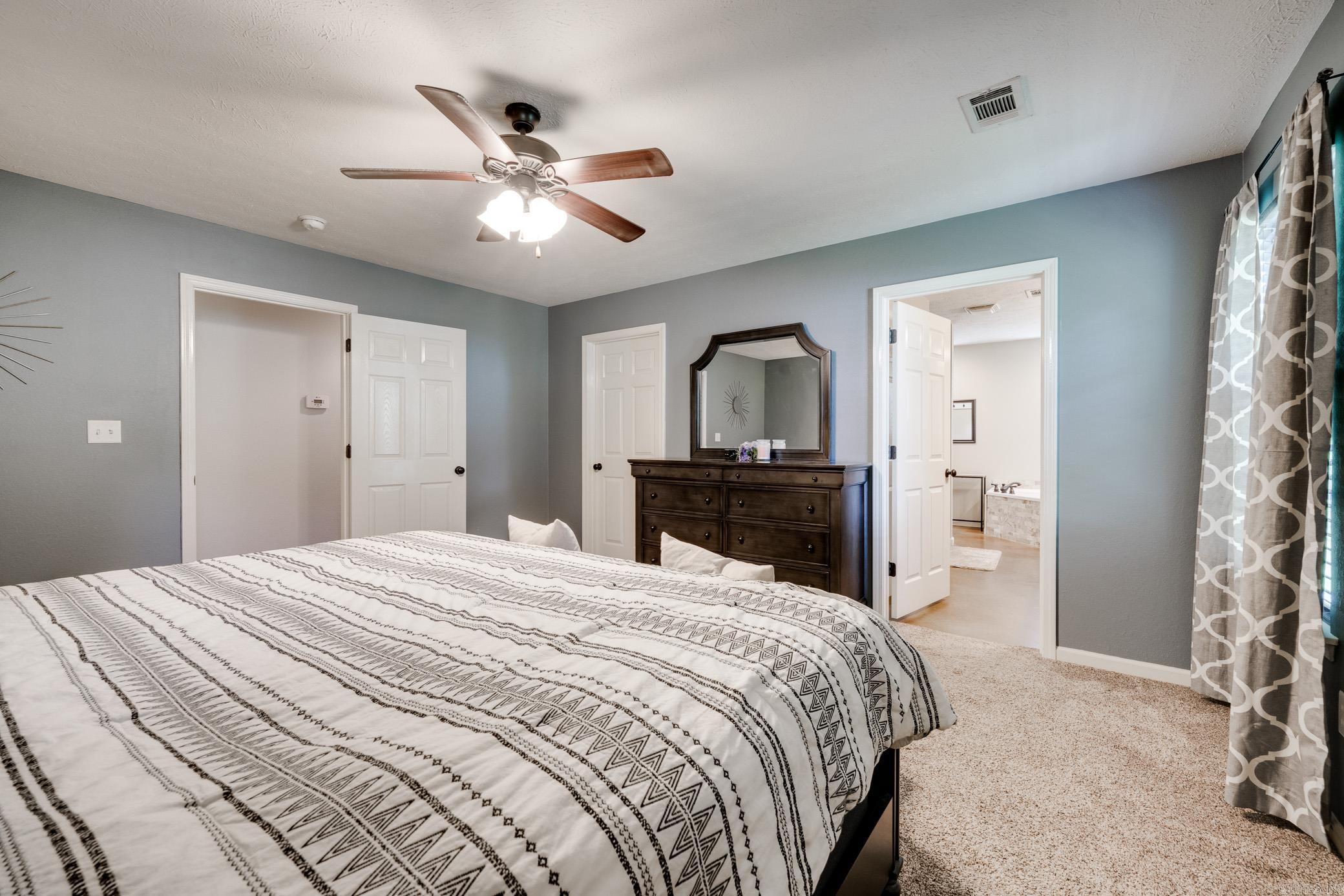 79 Kennedy Hollow  Houston, AR