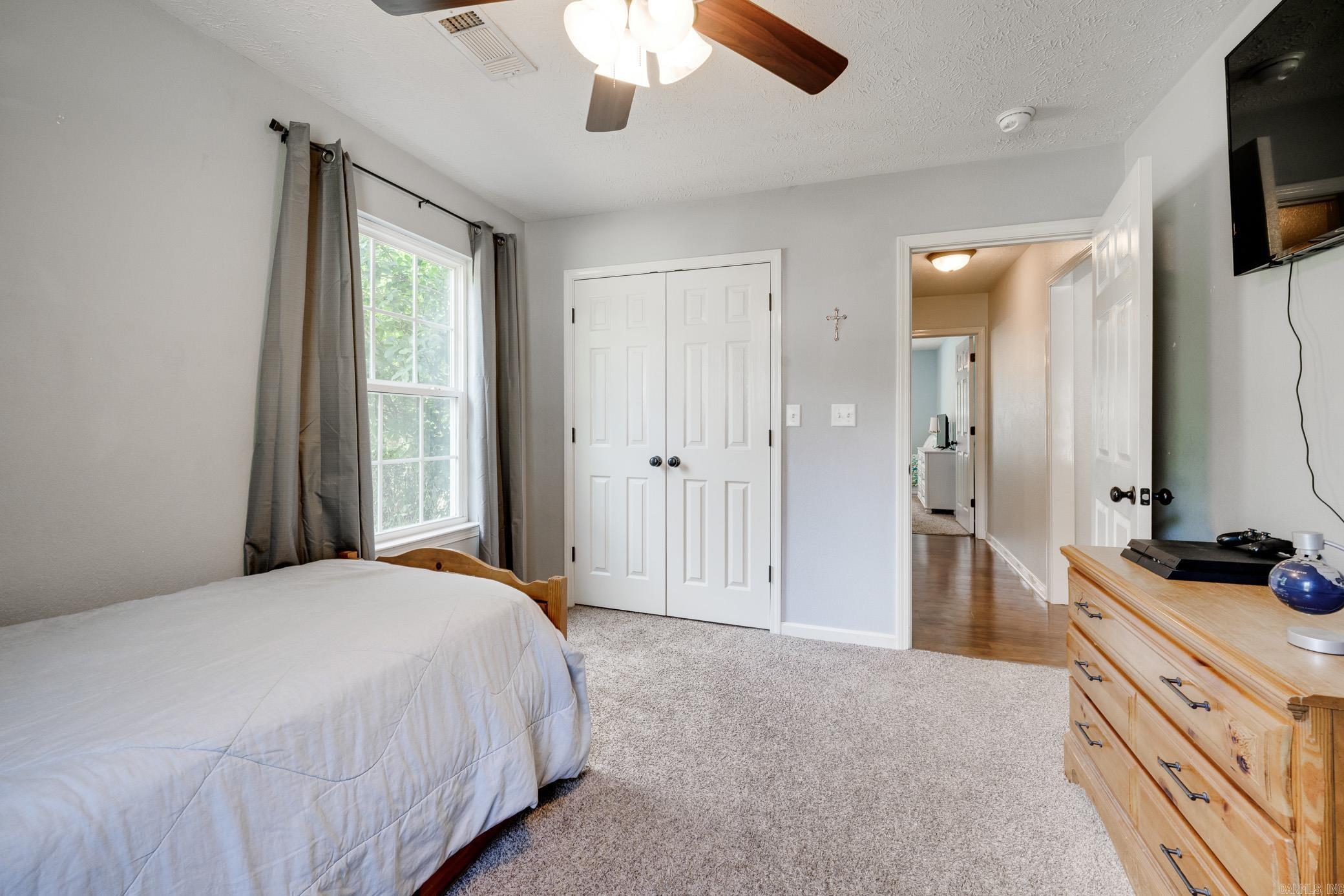 79 Kennedy Hollow  Houston, AR