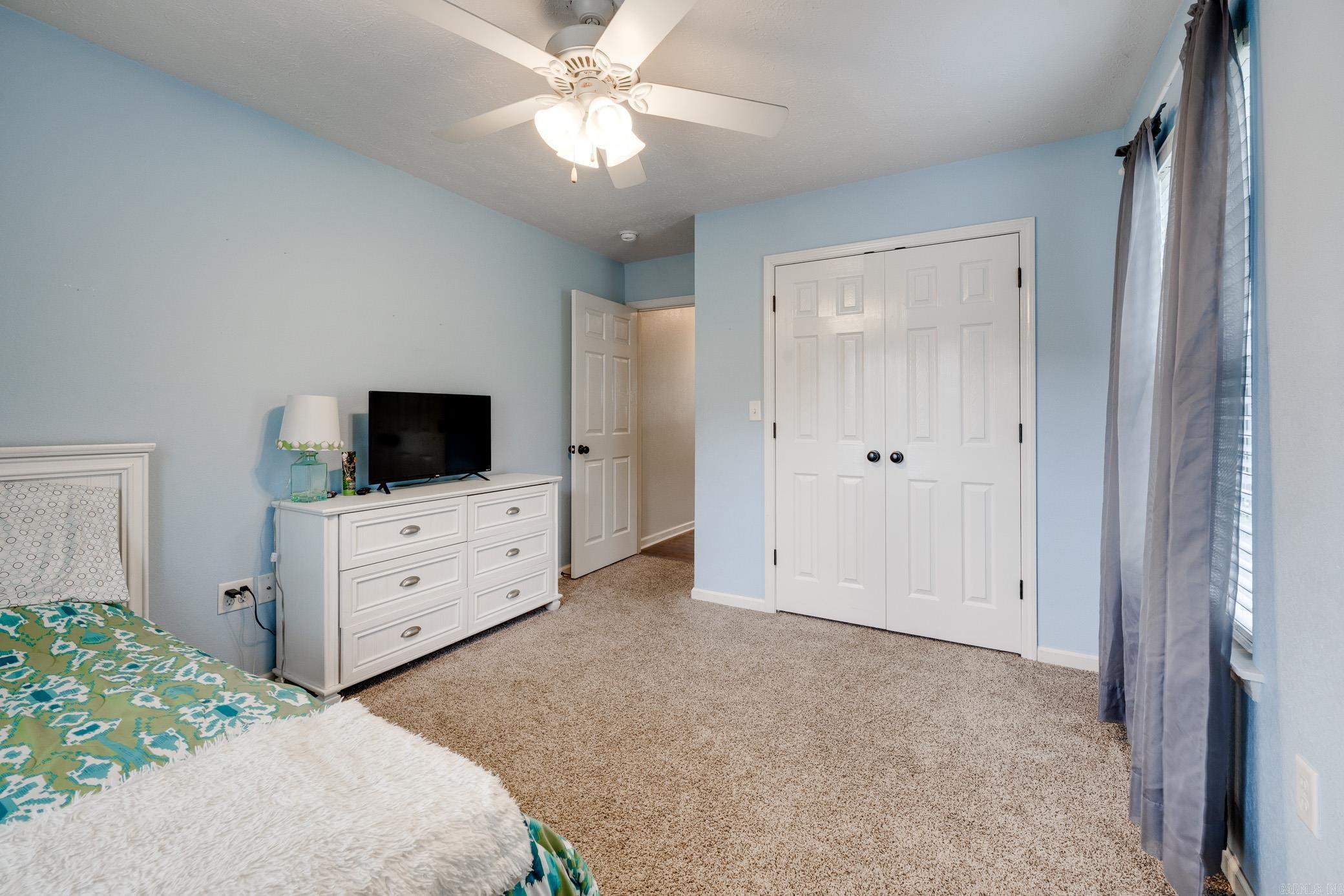79 Kennedy Hollow  Houston, AR