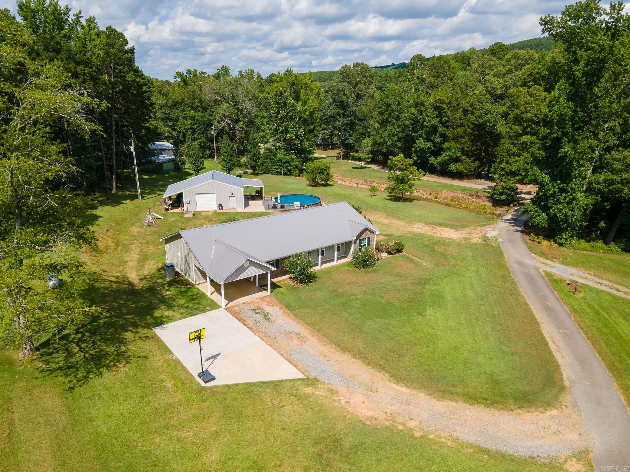 79 Kennedy Hollow  Houston, AR