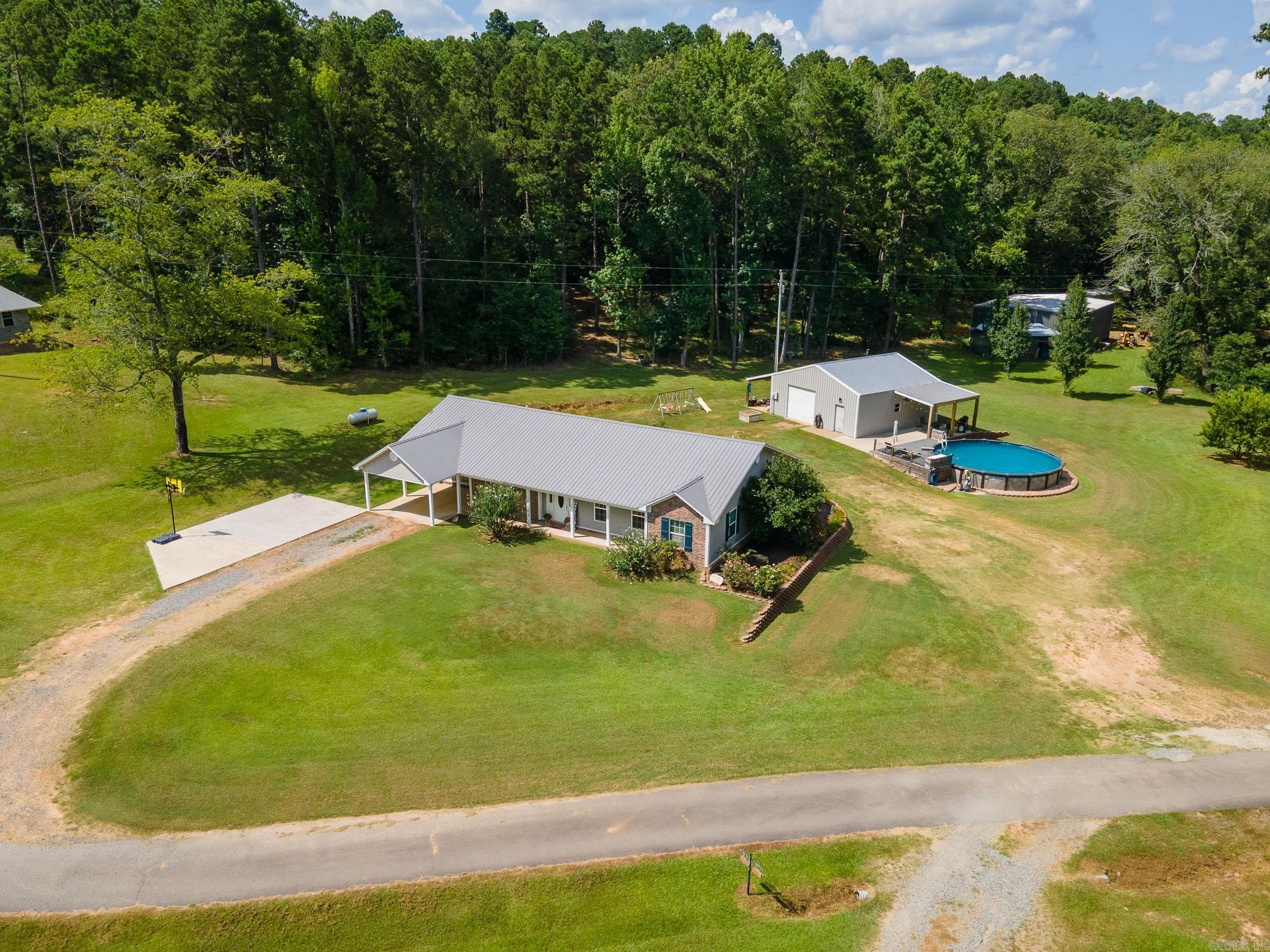 79 Kennedy Hollow  Houston, AR