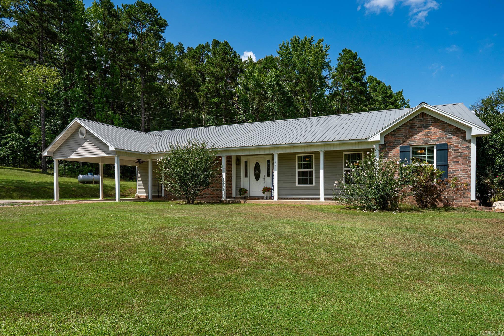 79 Kennedy Hollow  Houston, AR