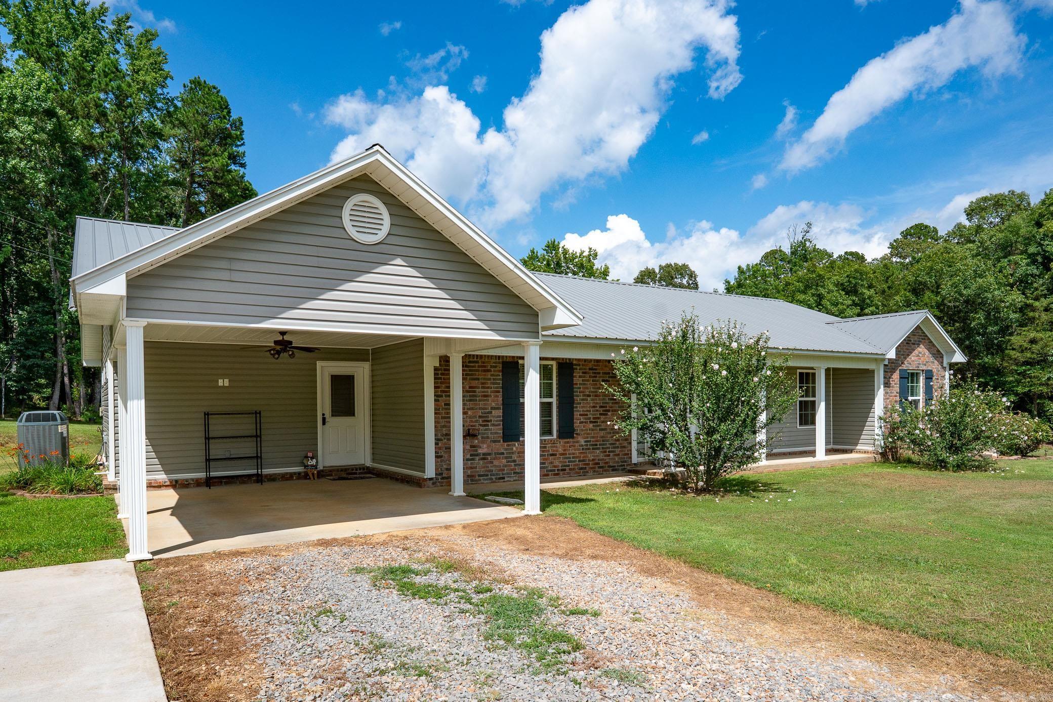 79 Kennedy Hollow  Houston, AR