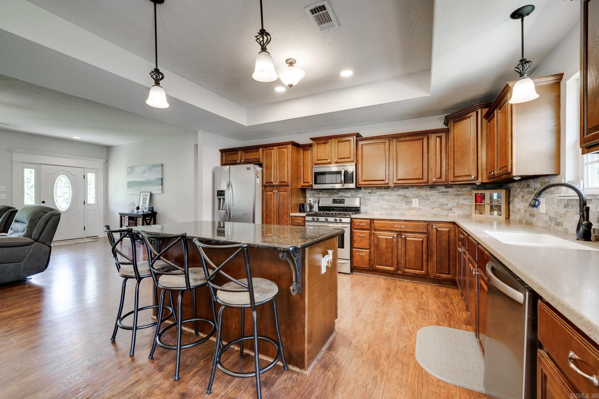 79 Kennedy Hollow  Houston, AR