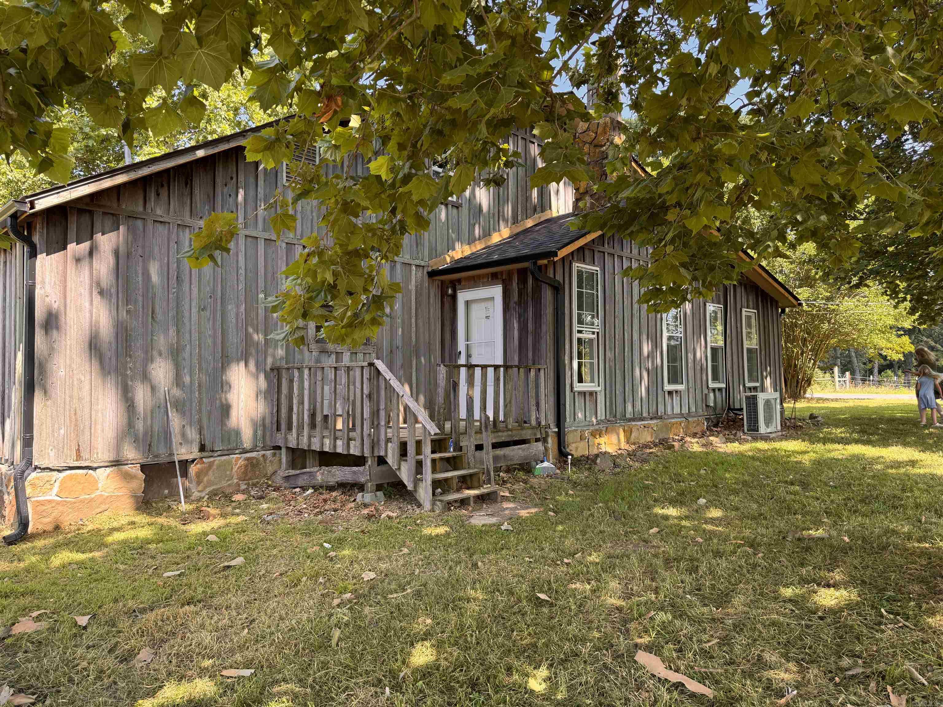 4 Simmons loop  Rose Bud, AR