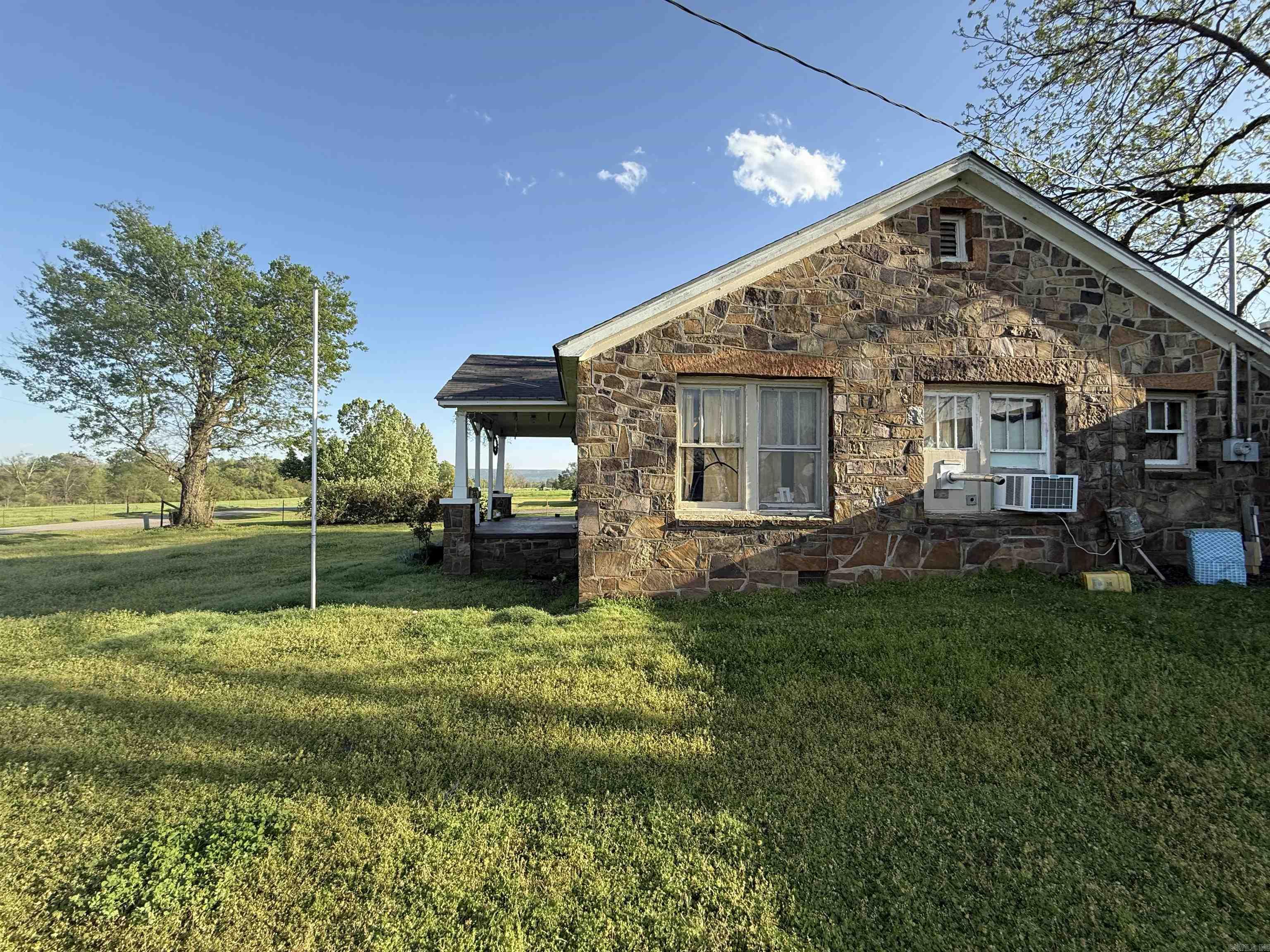 11249 Spring Creek Road  Belleville, AR