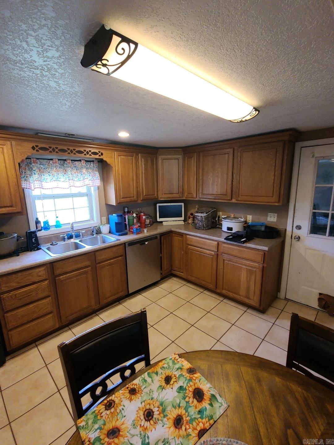 343 W 13th  Newark, AR