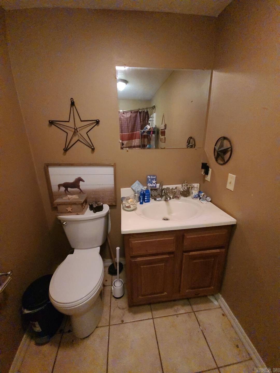 343 W 13th  Newark, AR