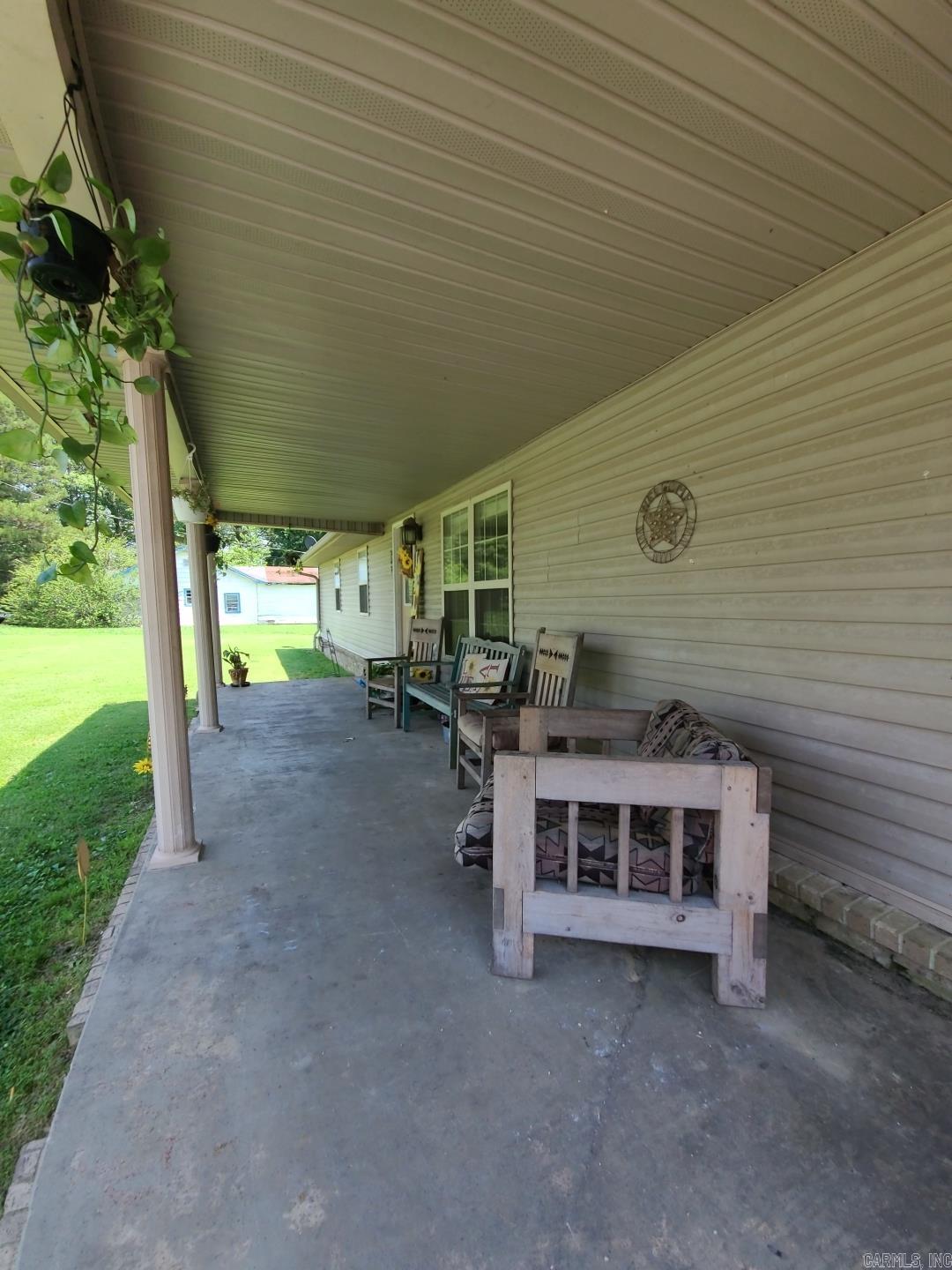 343 W 13th  Newark, AR