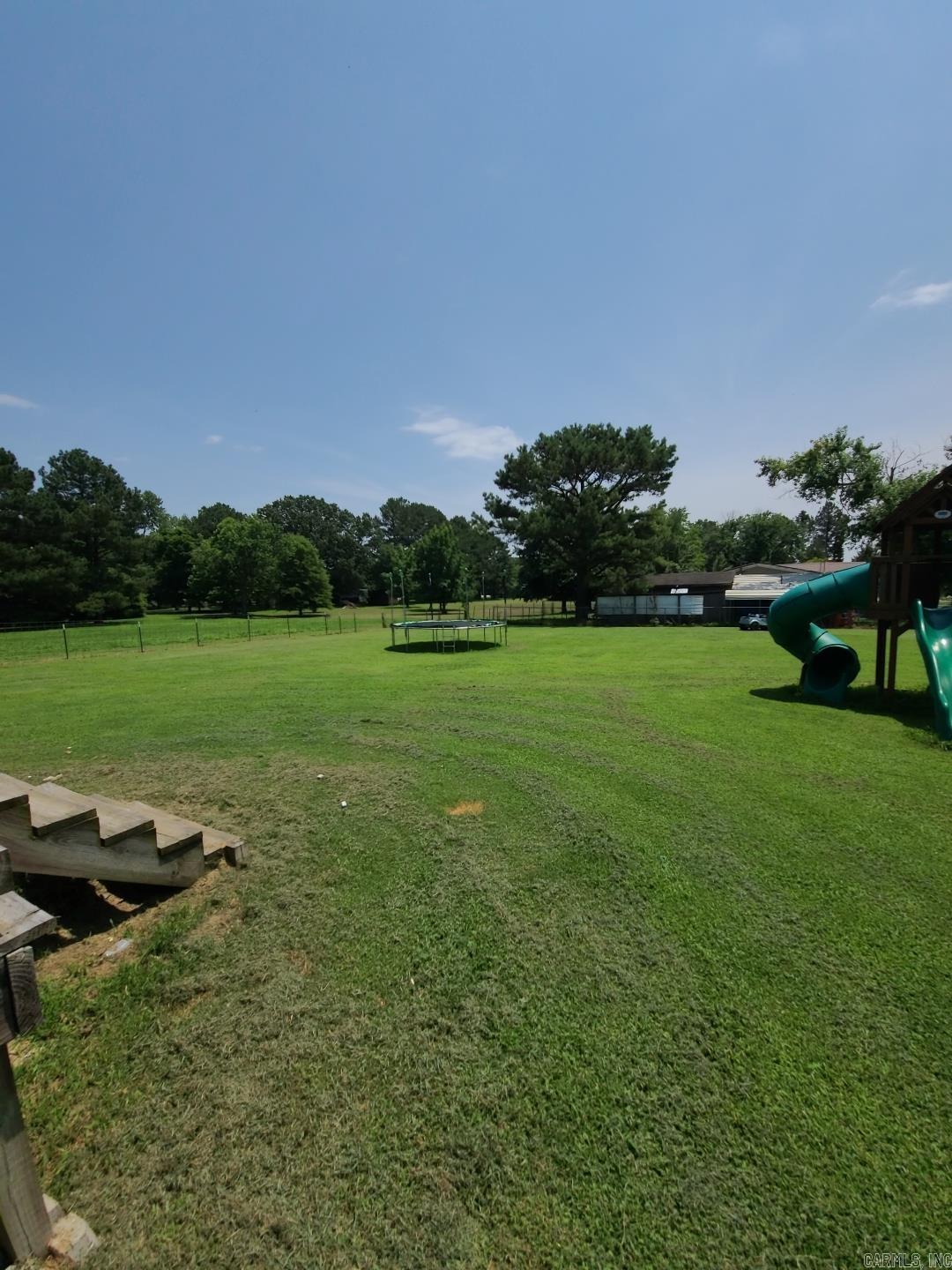 343 W 13th  Newark, AR