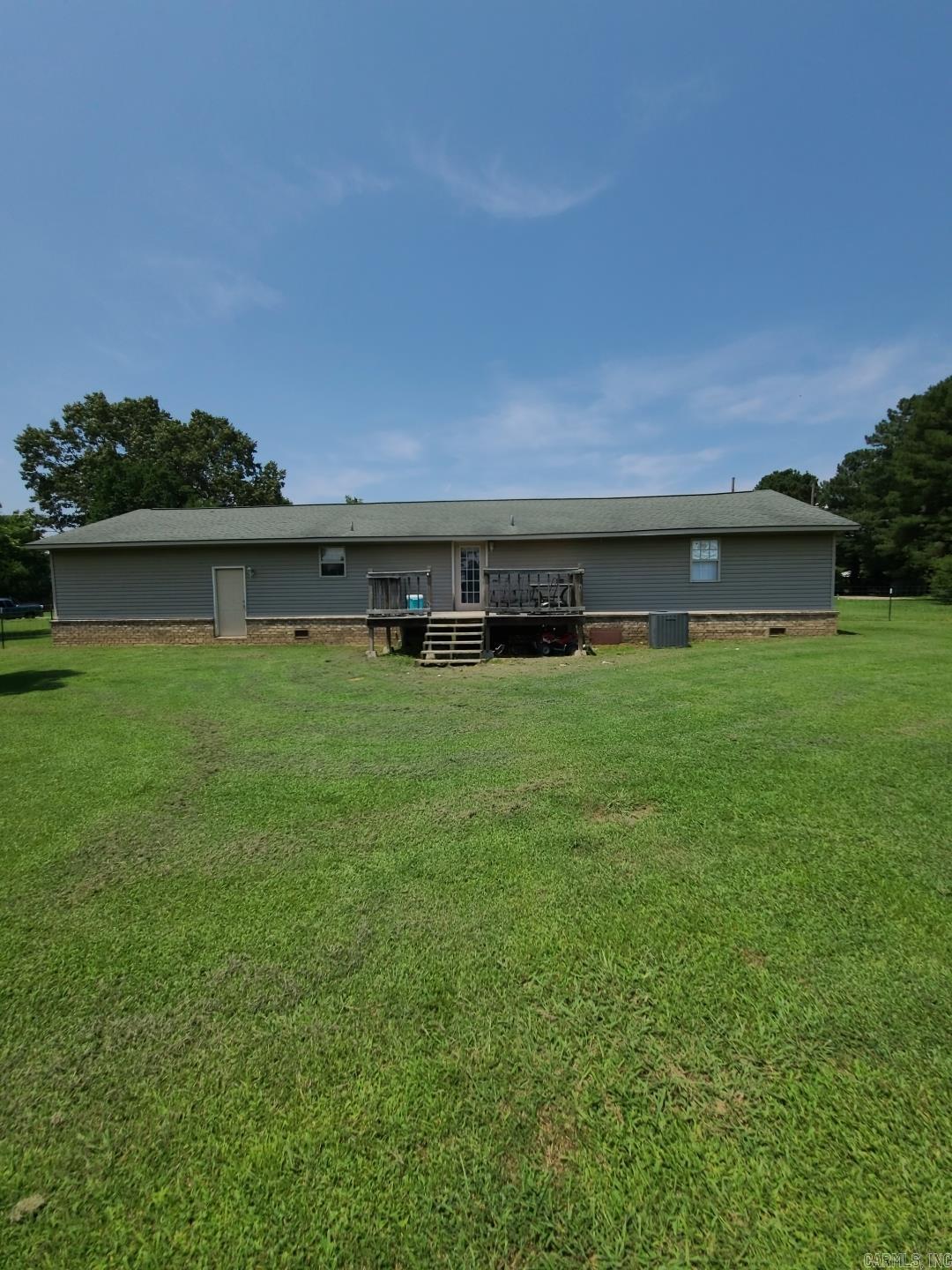 343 W 13th  Newark, AR
