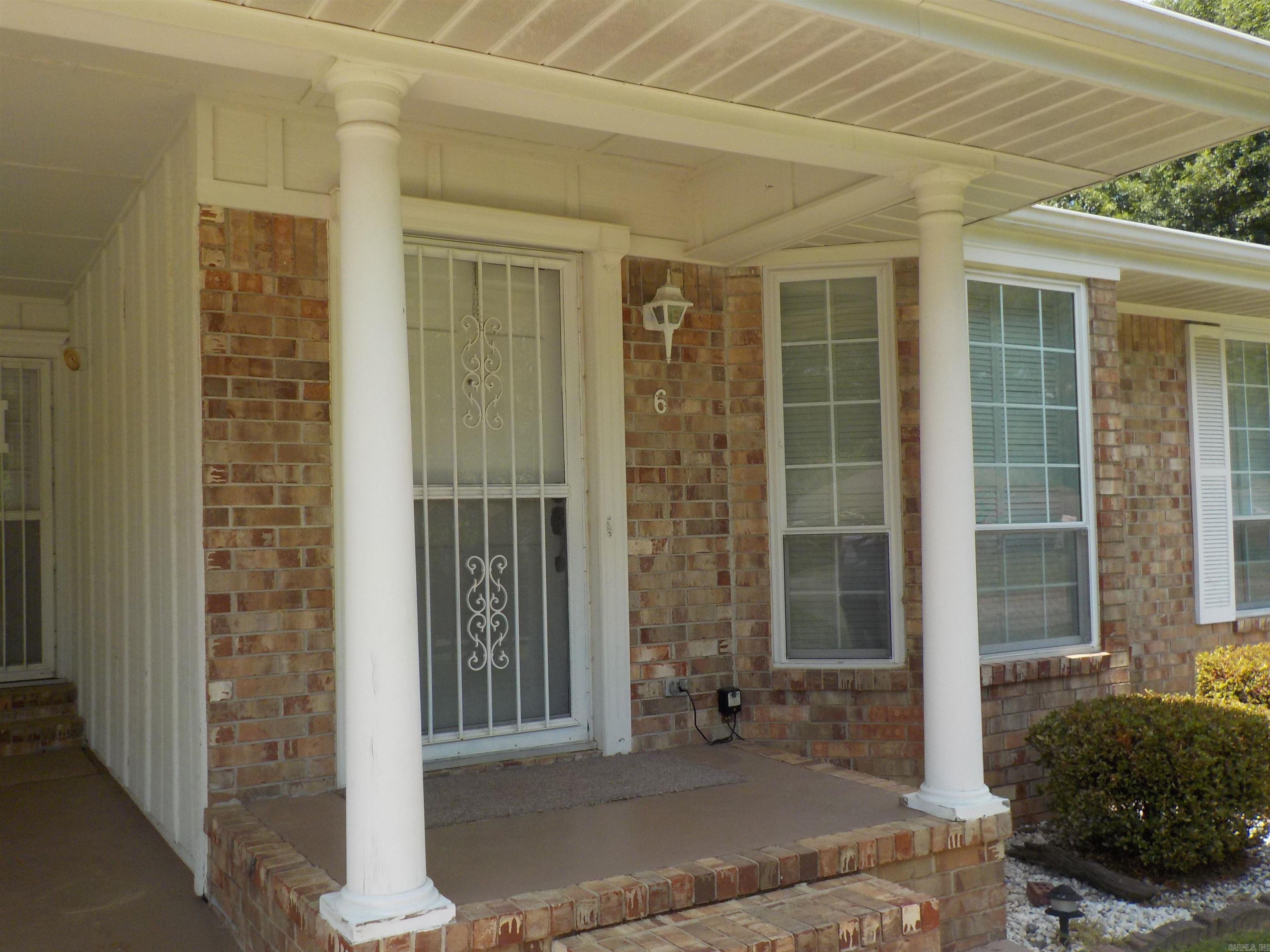 6 Baker Searcy, AR 72143