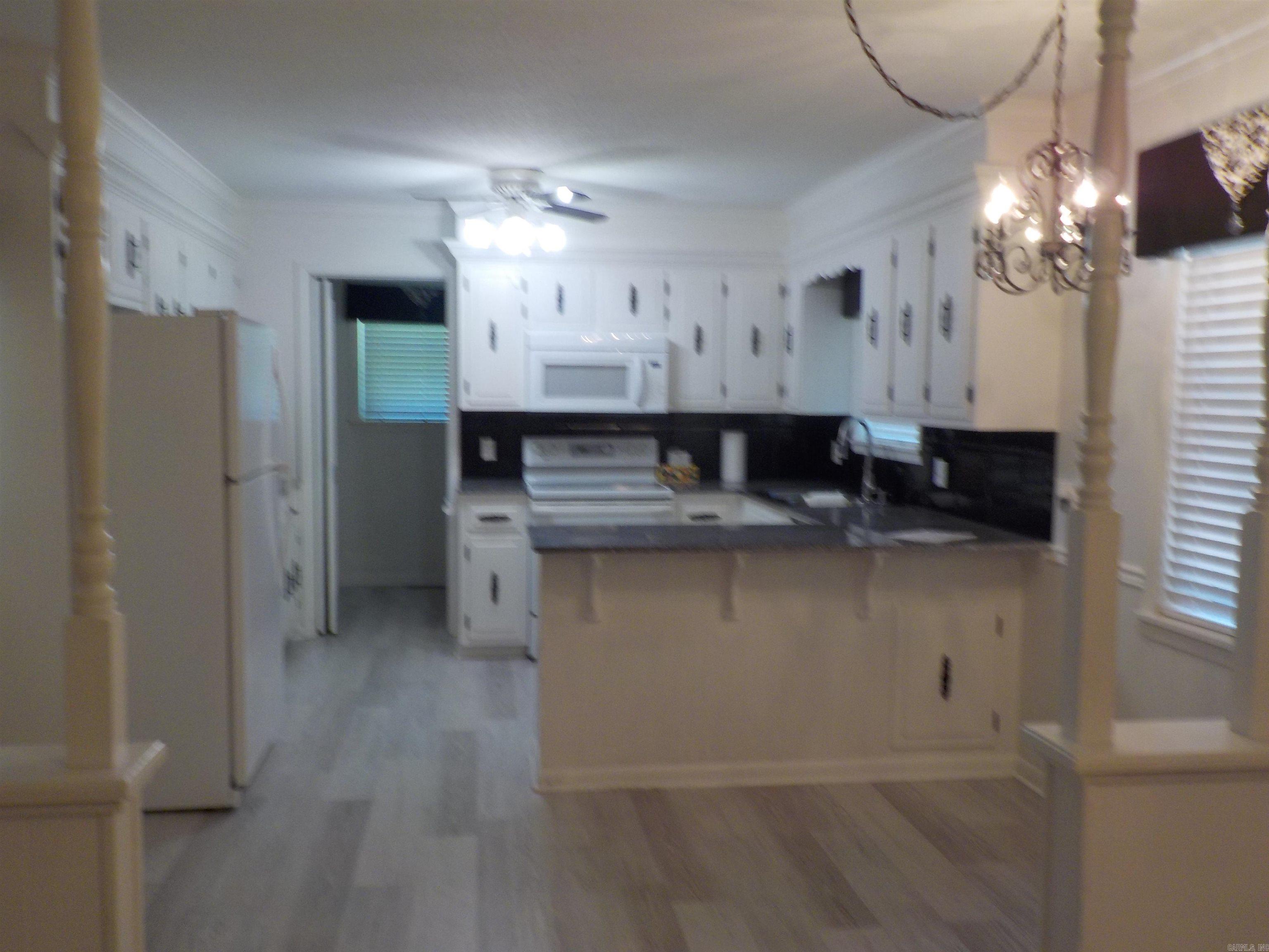 6 Baker Searcy, AR 72143