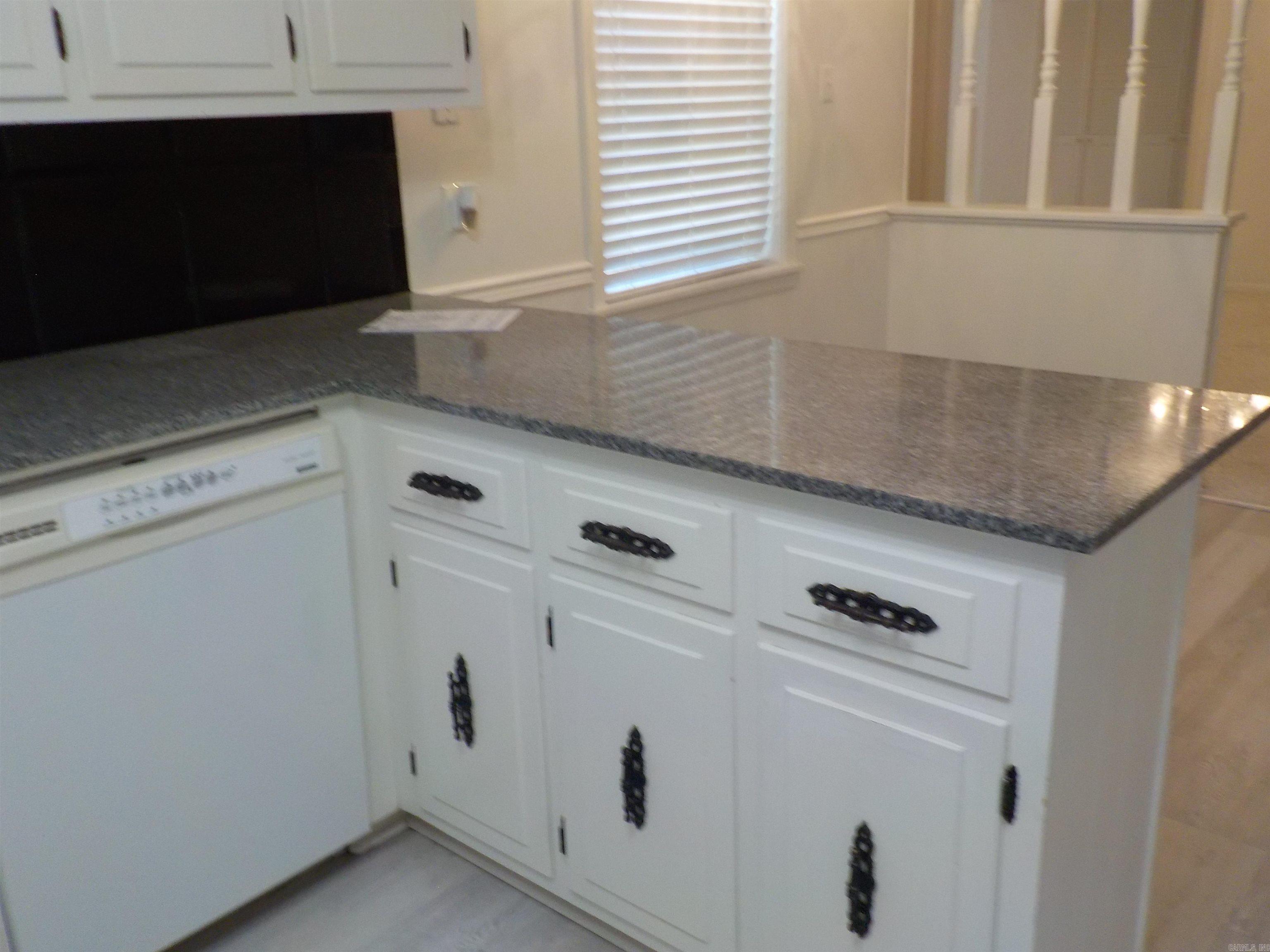 6 Baker Searcy, AR 72143