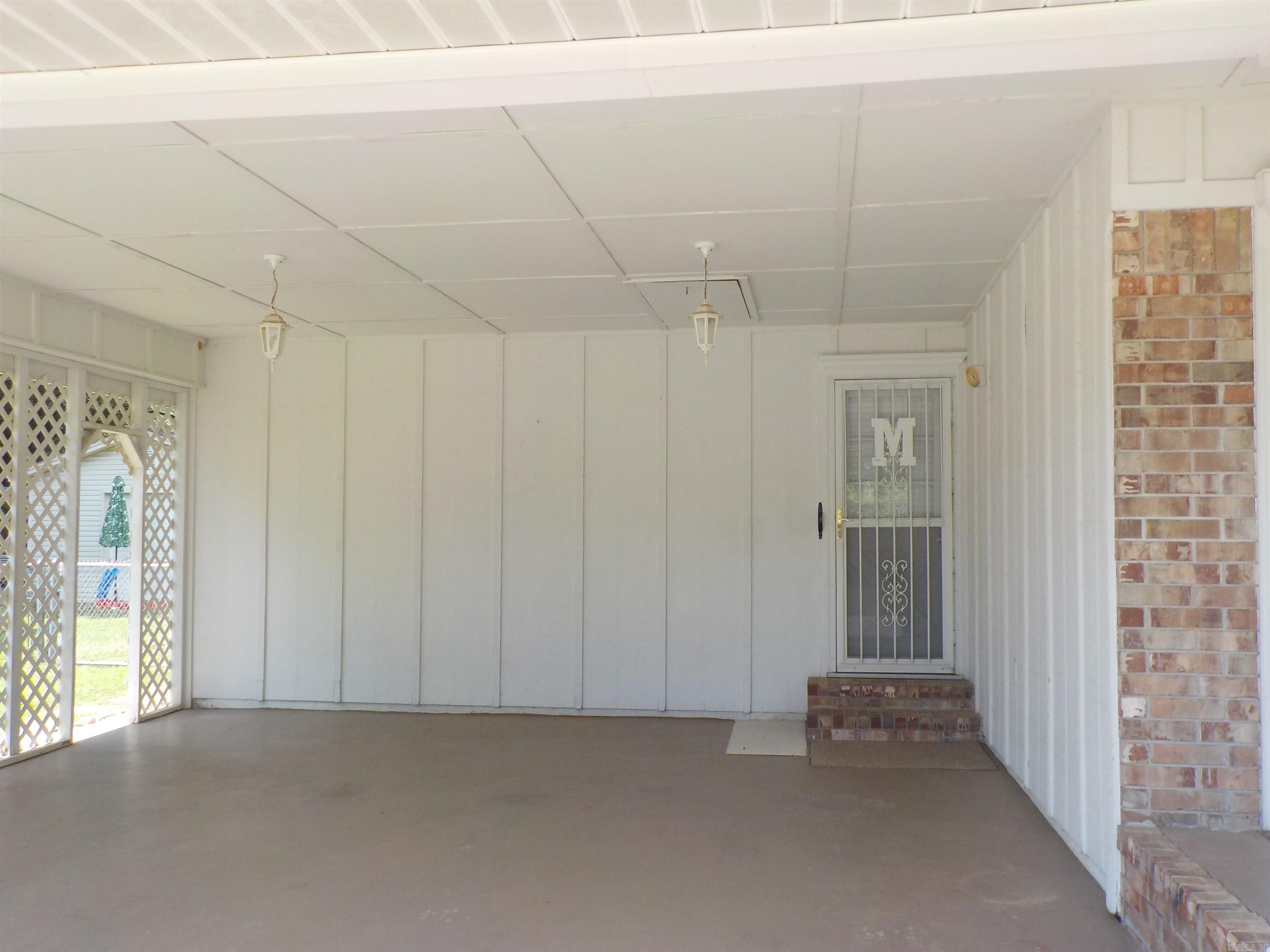 6 Baker Searcy, AR 72143