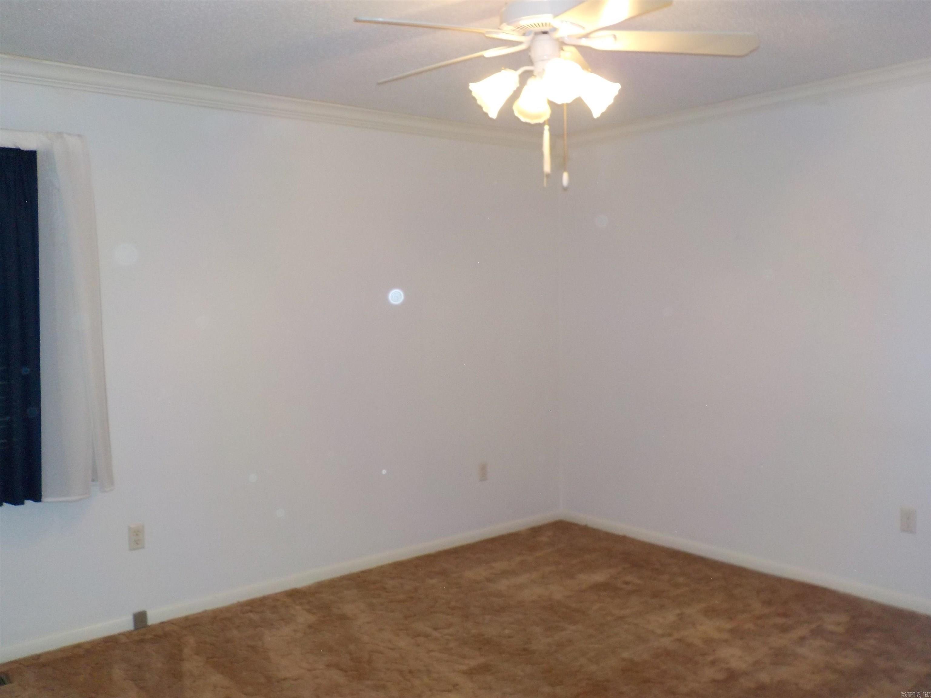 6 Baker Searcy, AR 72143