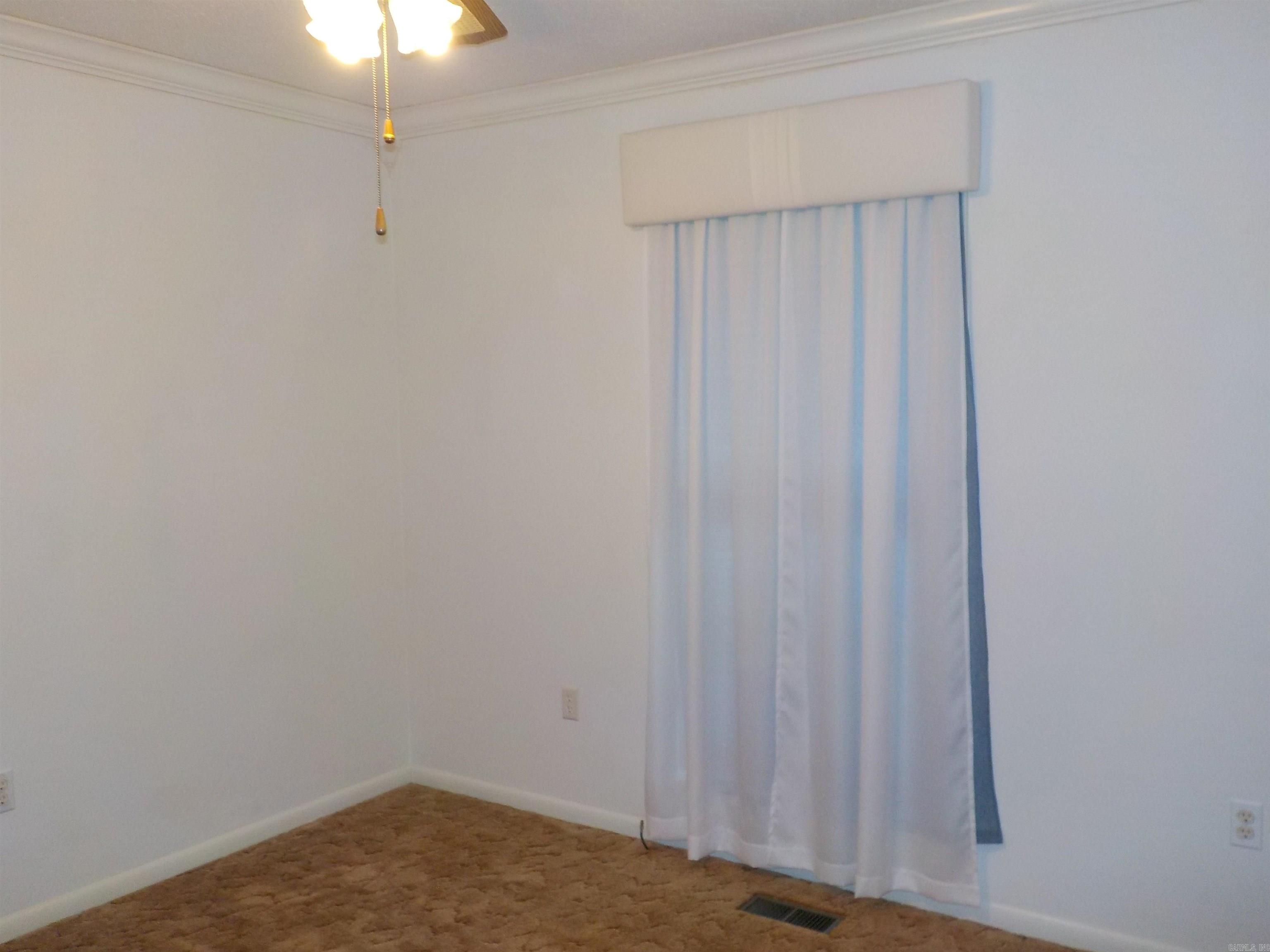 6 Baker Searcy, AR 72143