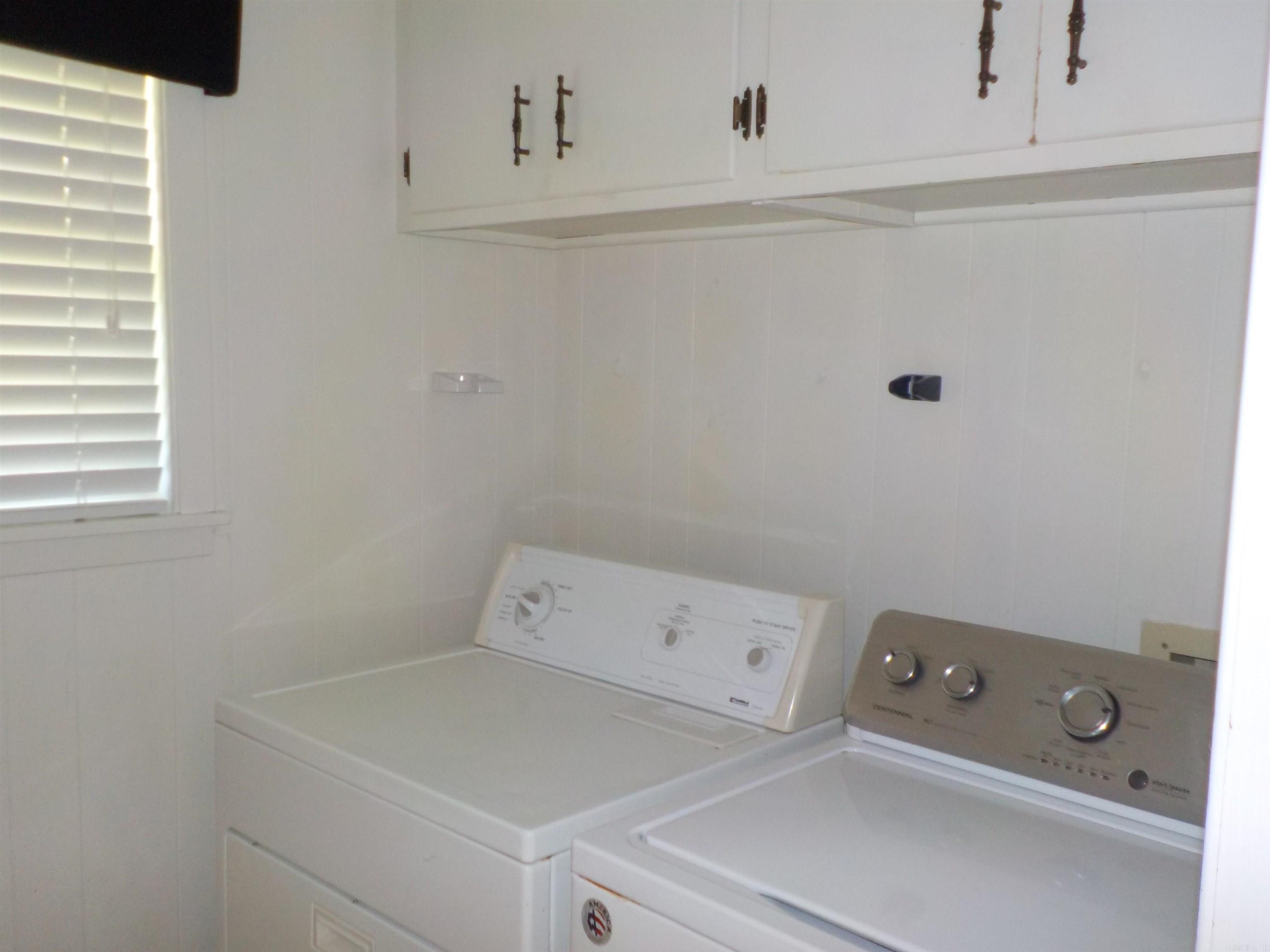 6 Baker Searcy, AR 72143