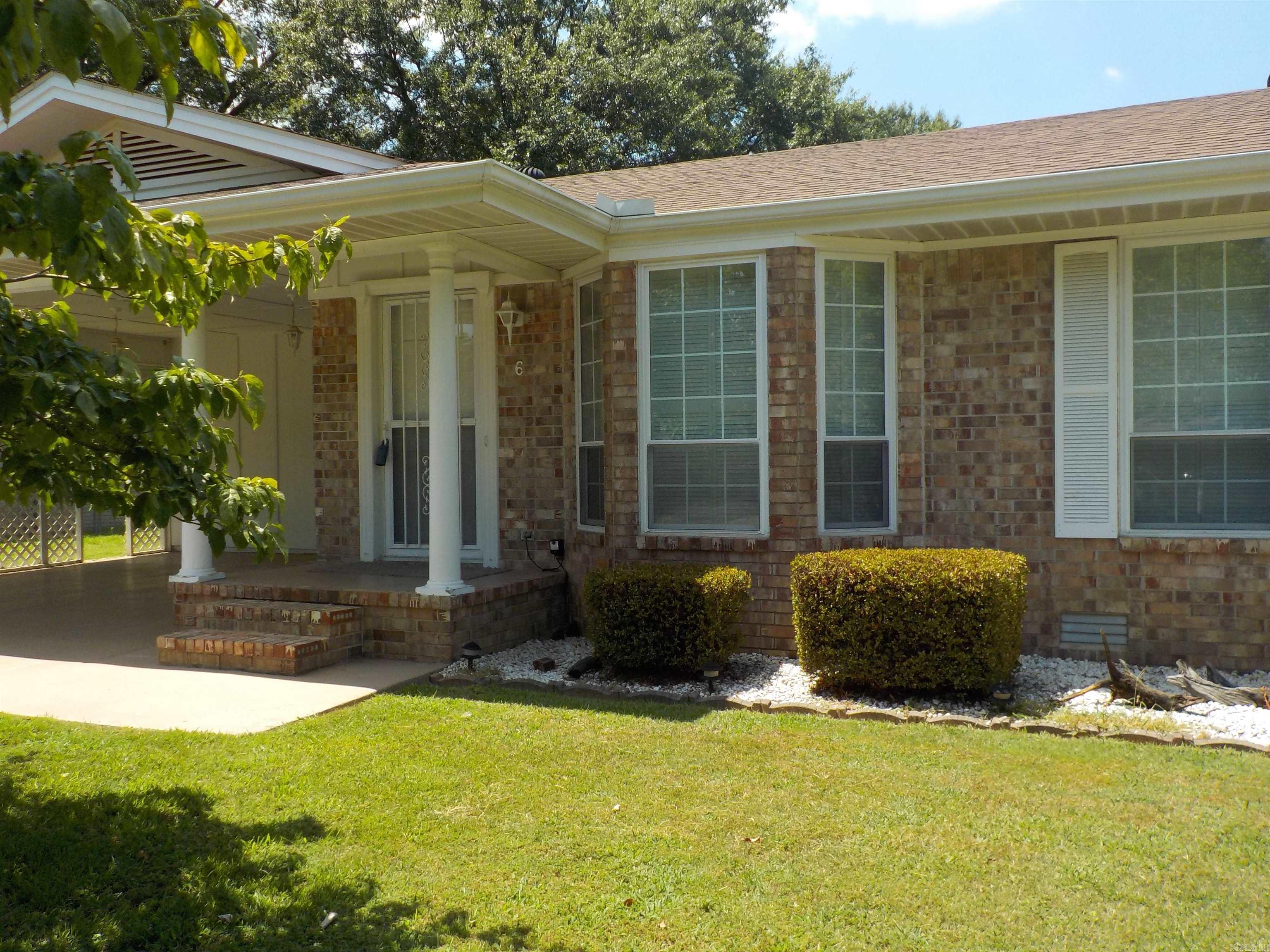 6 Baker Searcy, AR 72143