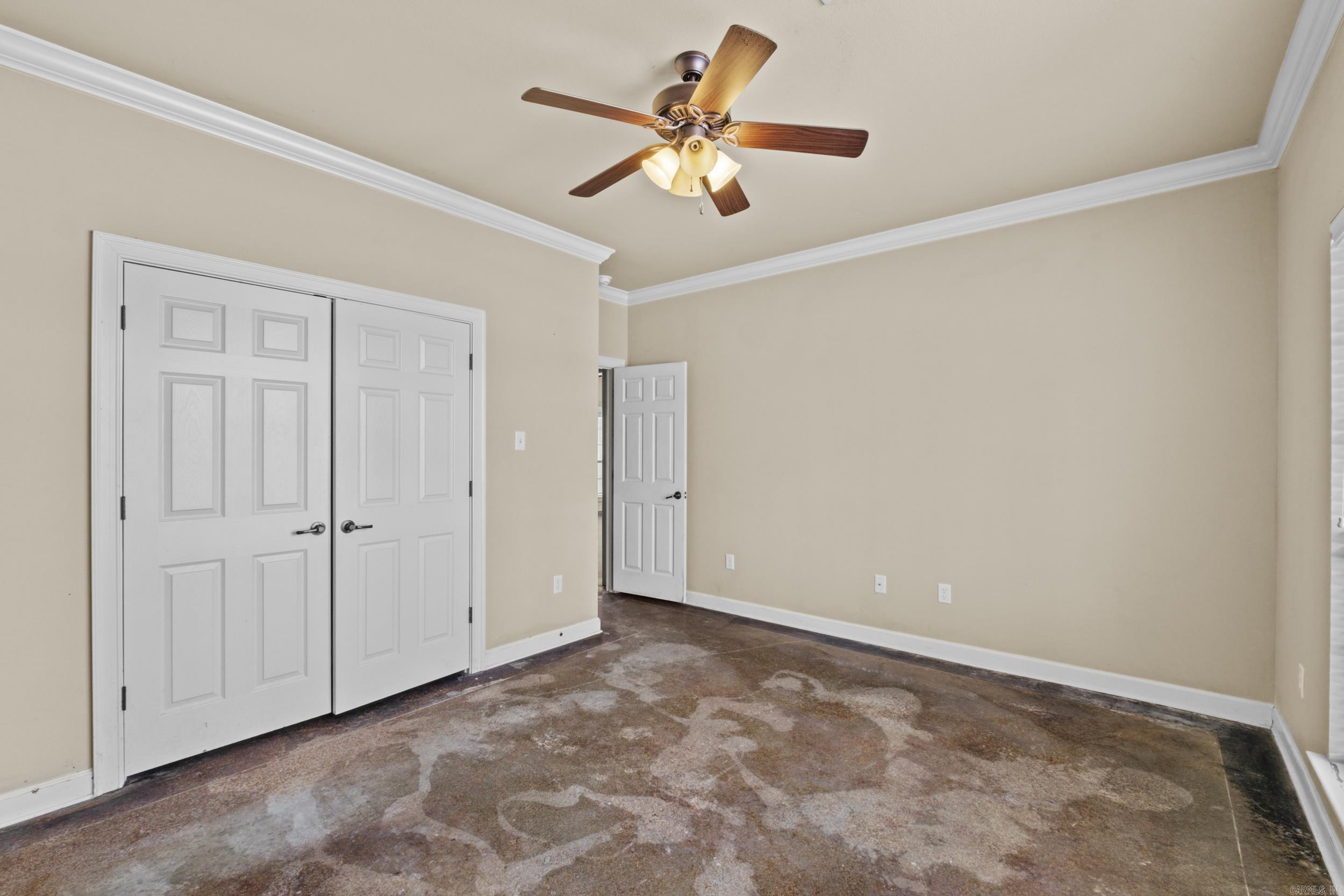 209 Round Mountain Road El Paso, AR 72045