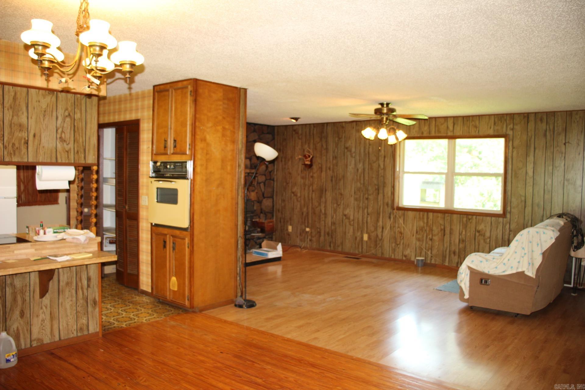 313 MC 5004  Yellville, AR