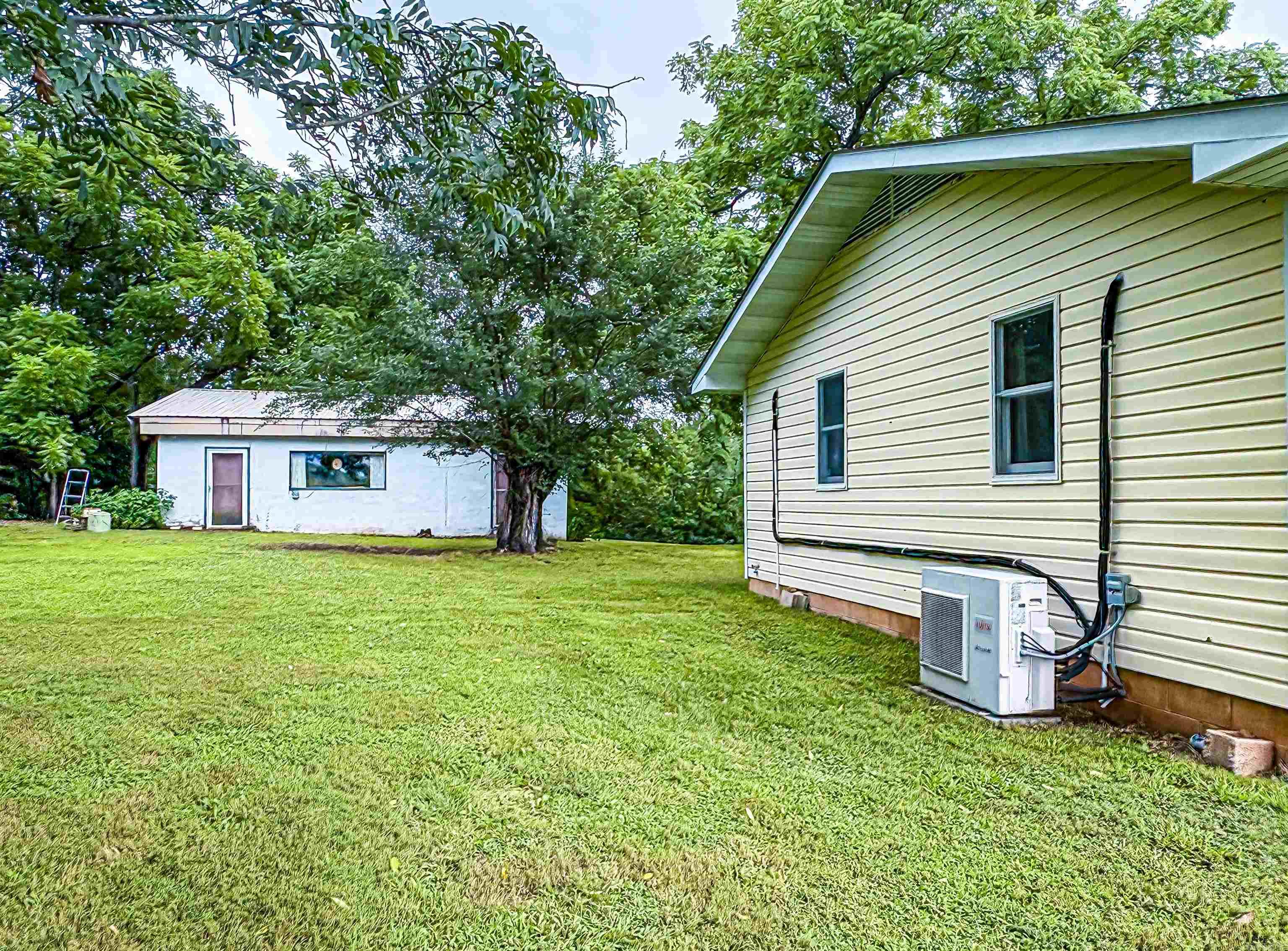 24 Cherry Street Yellville, AR 72687