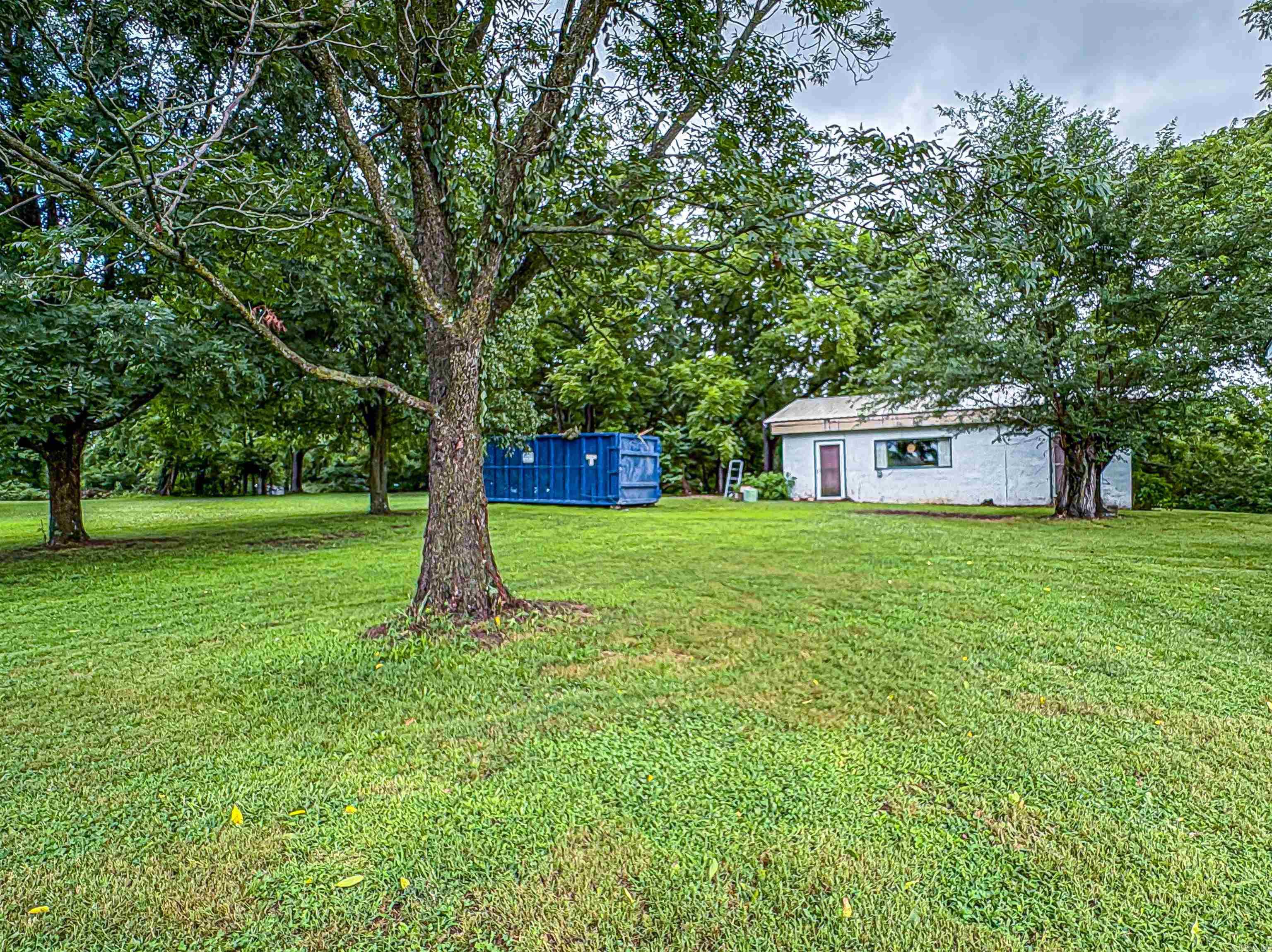 24 Cherry Street Yellville, AR 72687