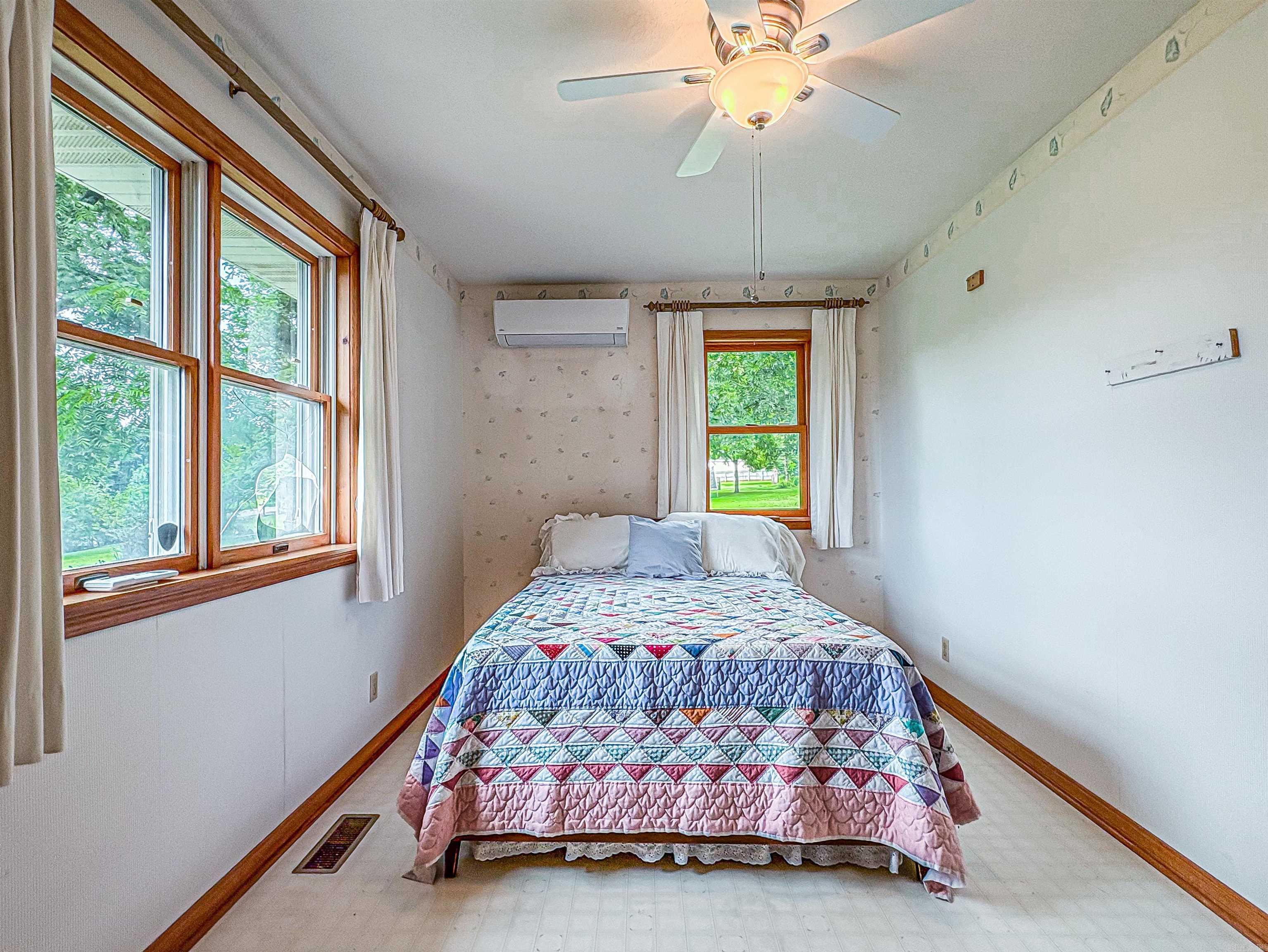 24 Cherry Street Yellville, AR 72687