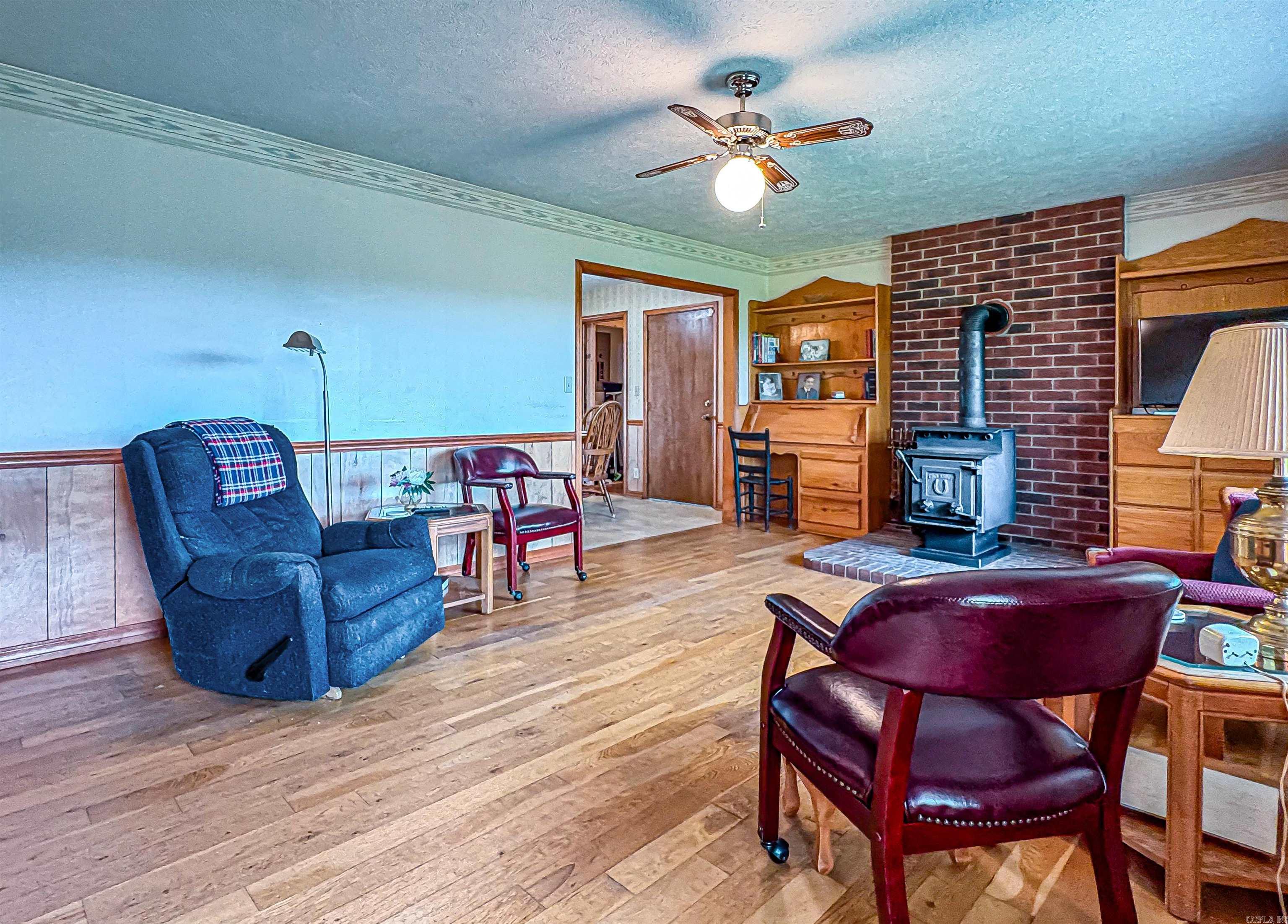24 Cherry Street Yellville, AR 72687