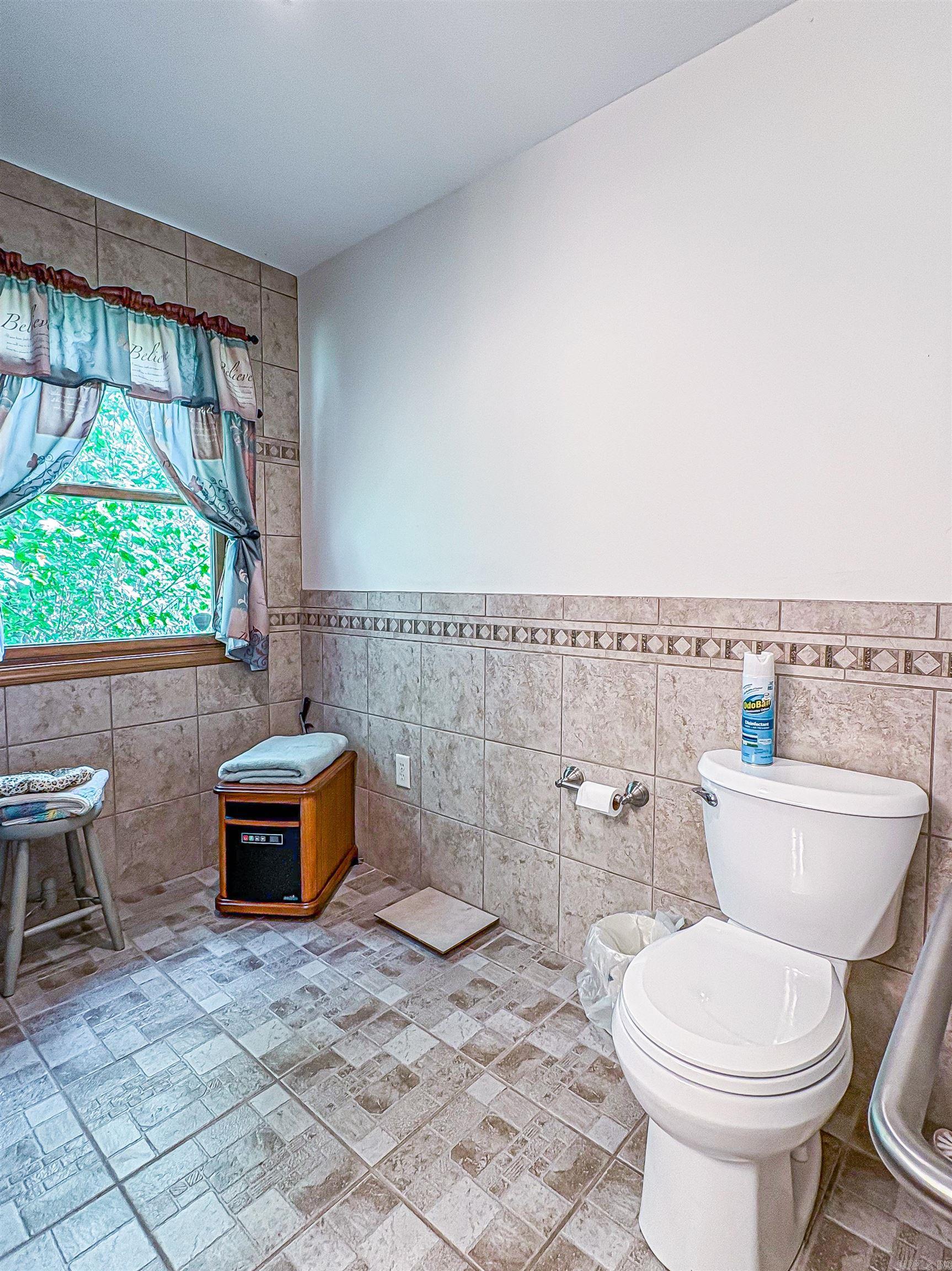 24 Cherry Street Yellville, AR 72687