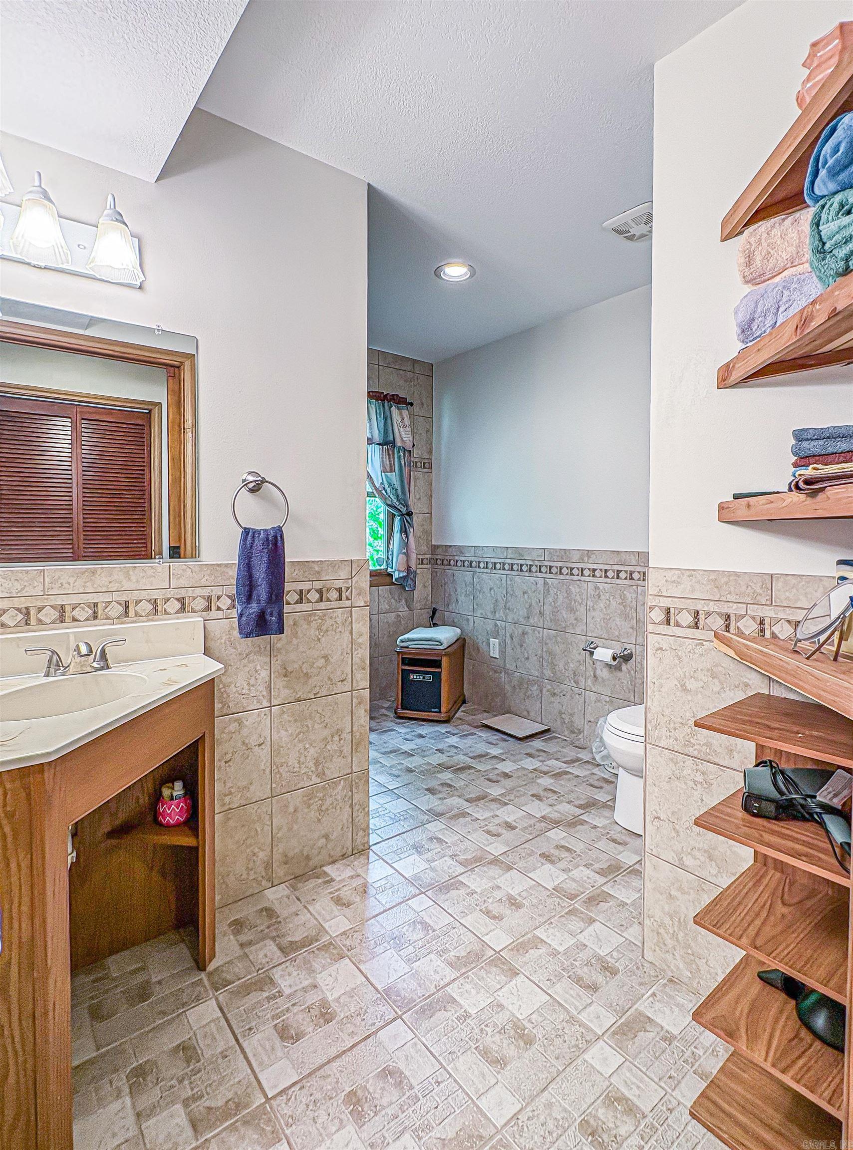 24 Cherry Street Yellville, AR 72687