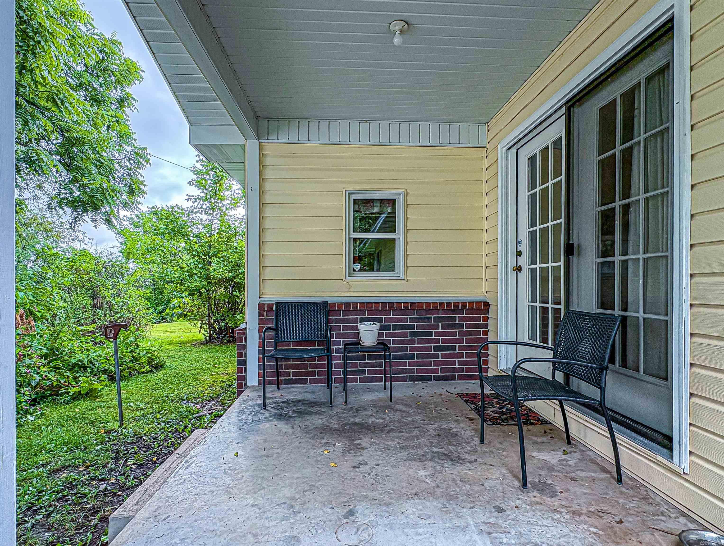24 Cherry Street Yellville, AR 72687