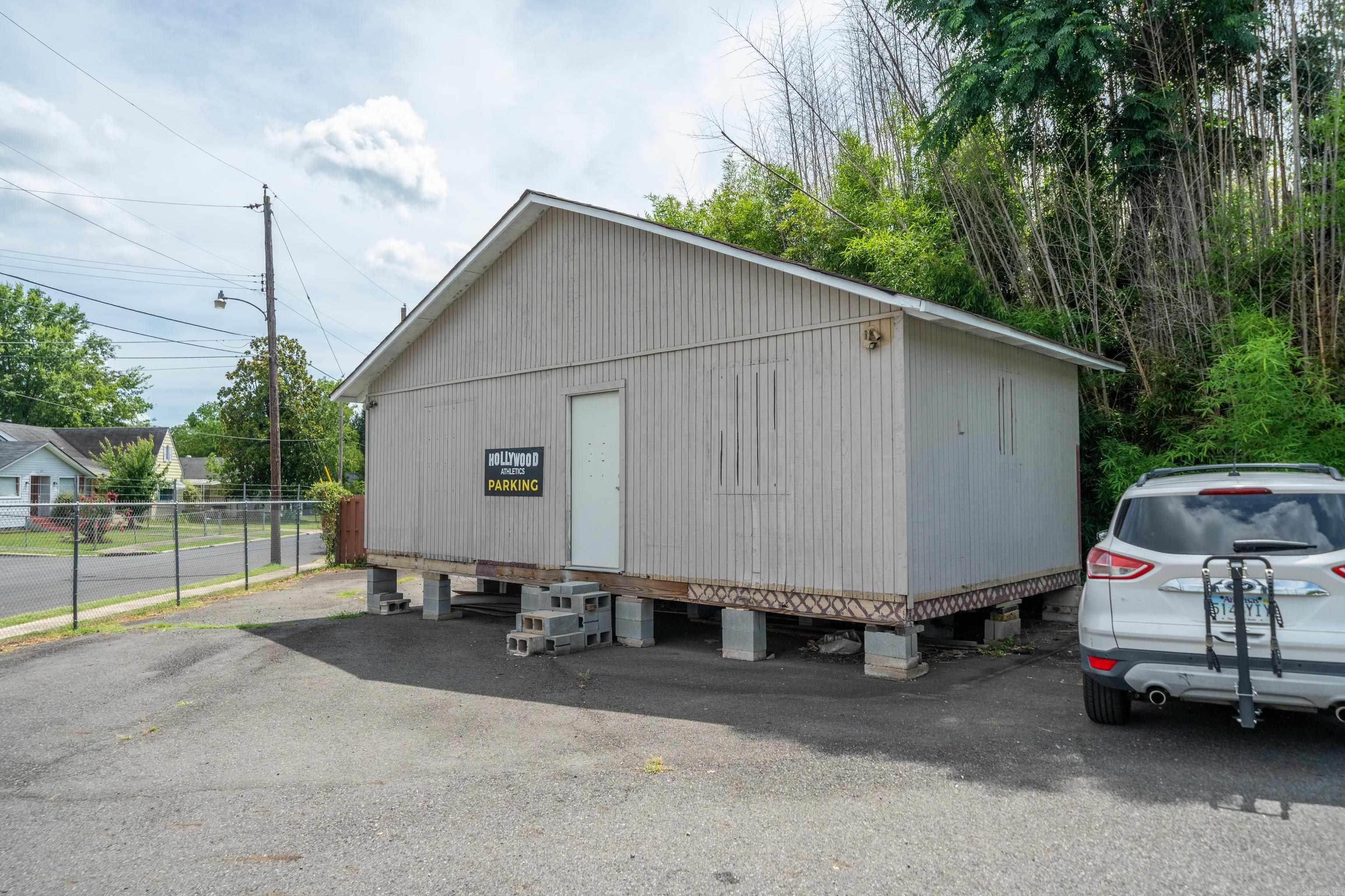 1100 & 1034 Malvern  Hot Springs, AR