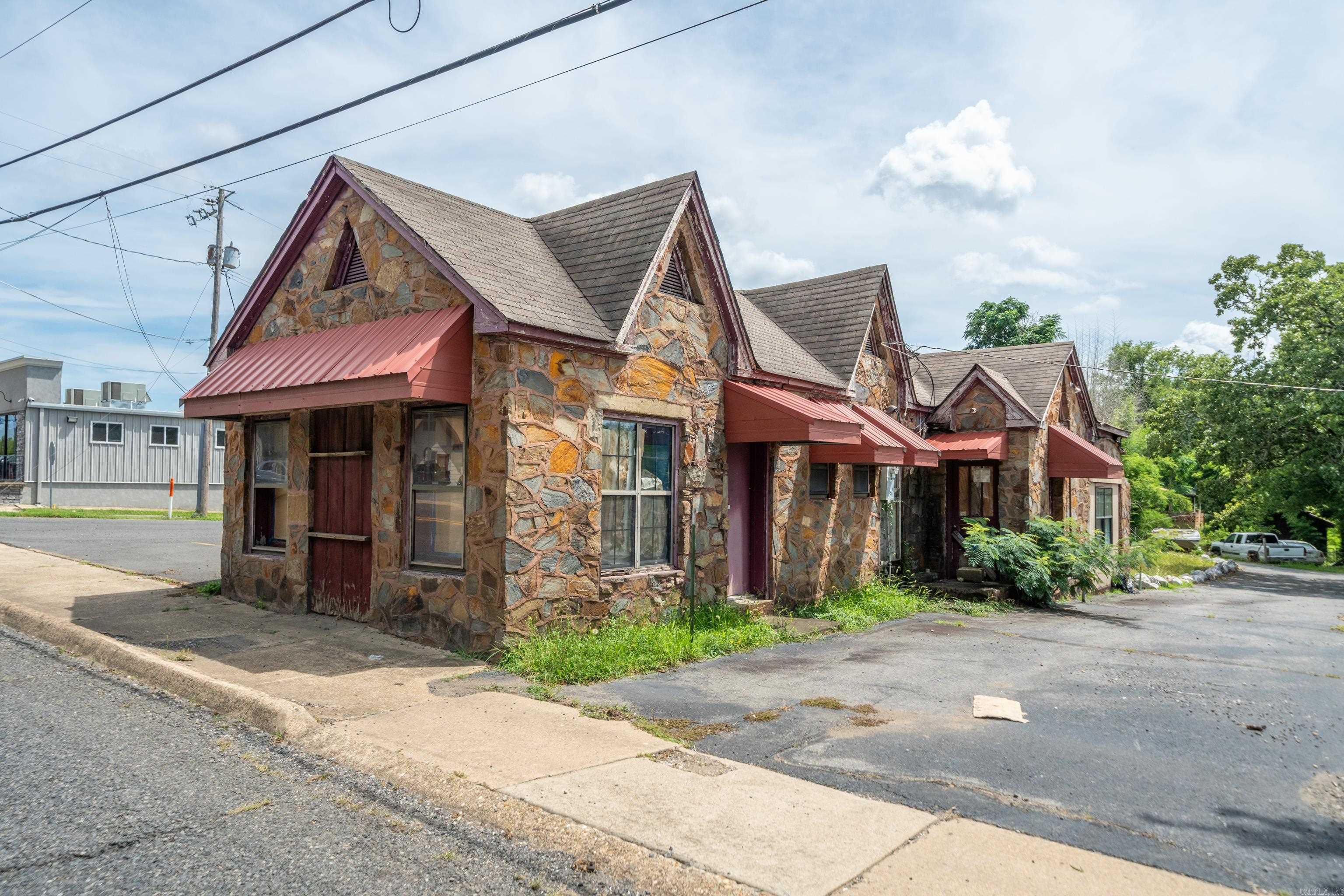 1100 & 1034 Malvern  Hot Springs, AR
