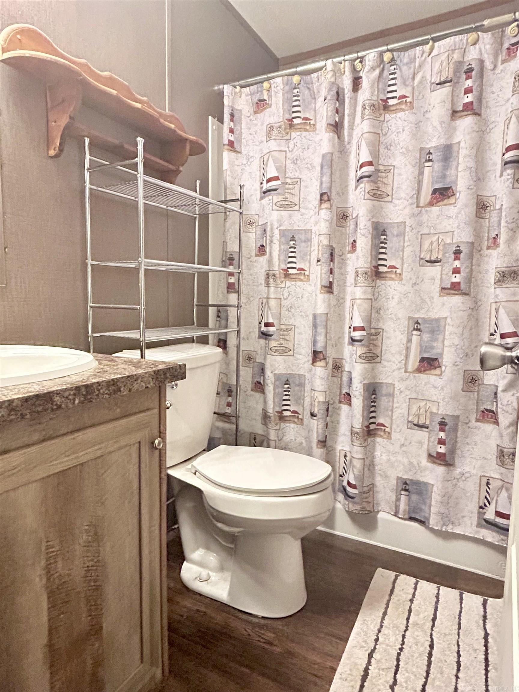 16 Mullins  Vilonia, AR