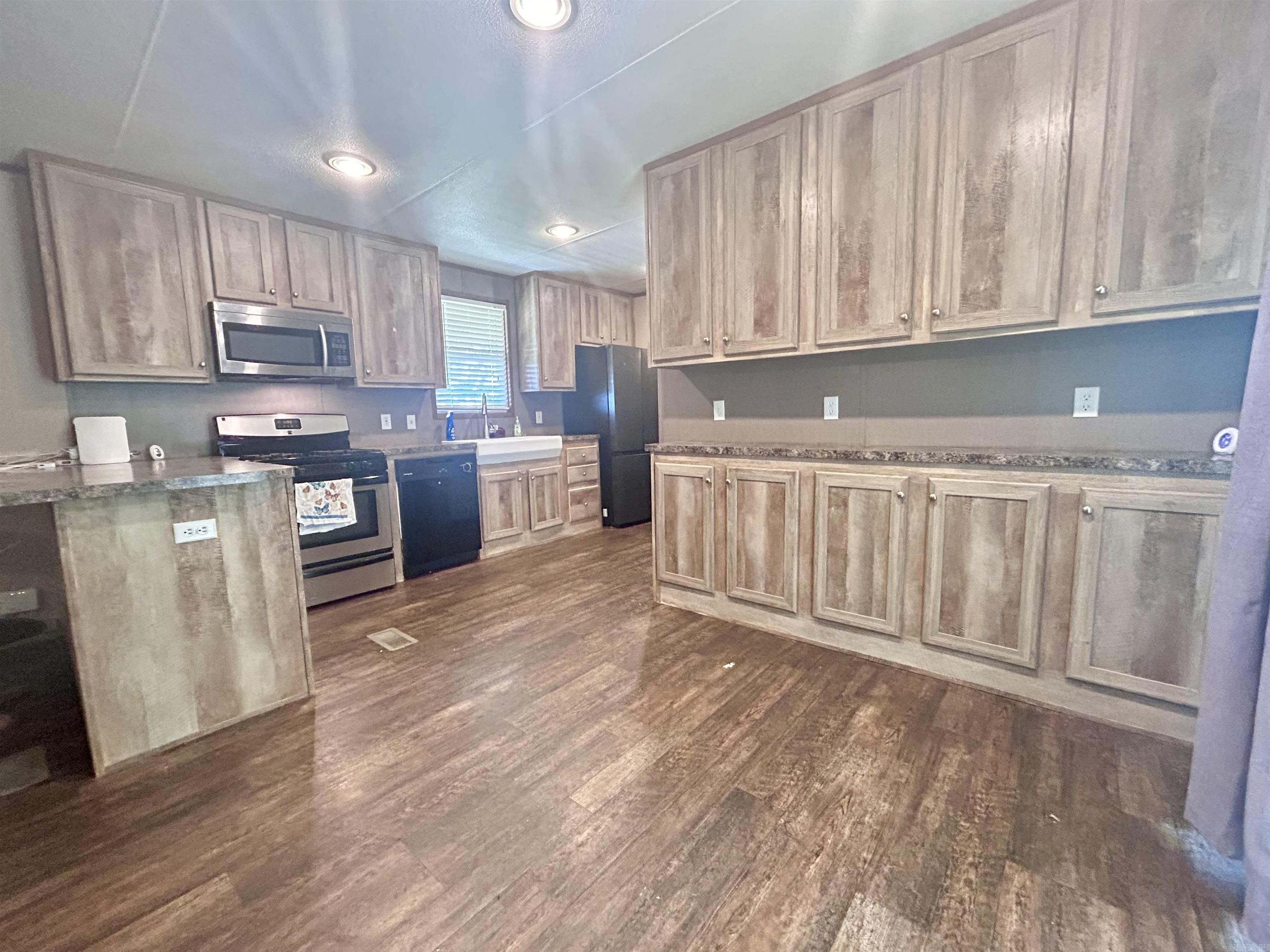 16 Mullins  Vilonia, AR