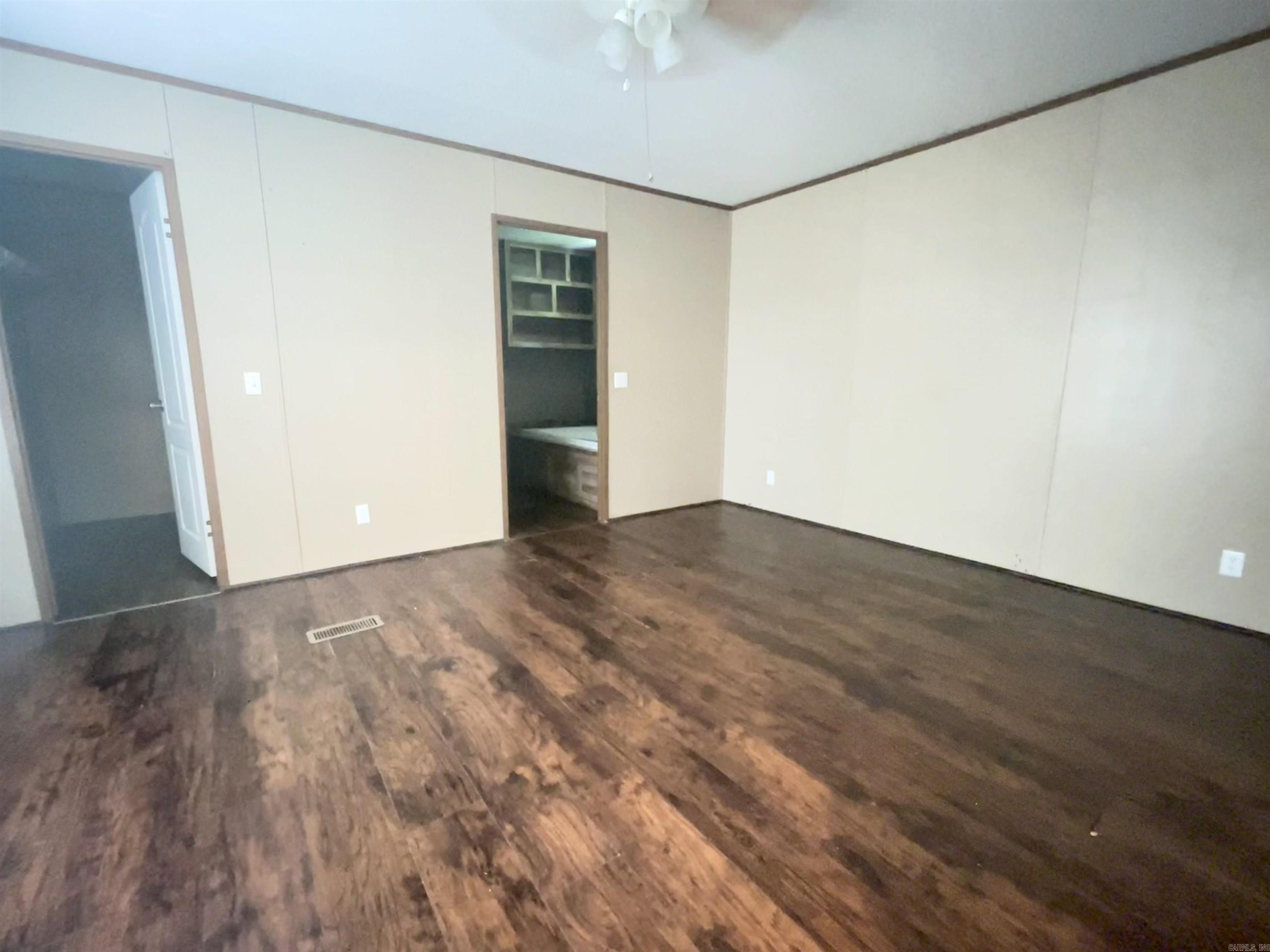 16 Mullins  Vilonia, AR