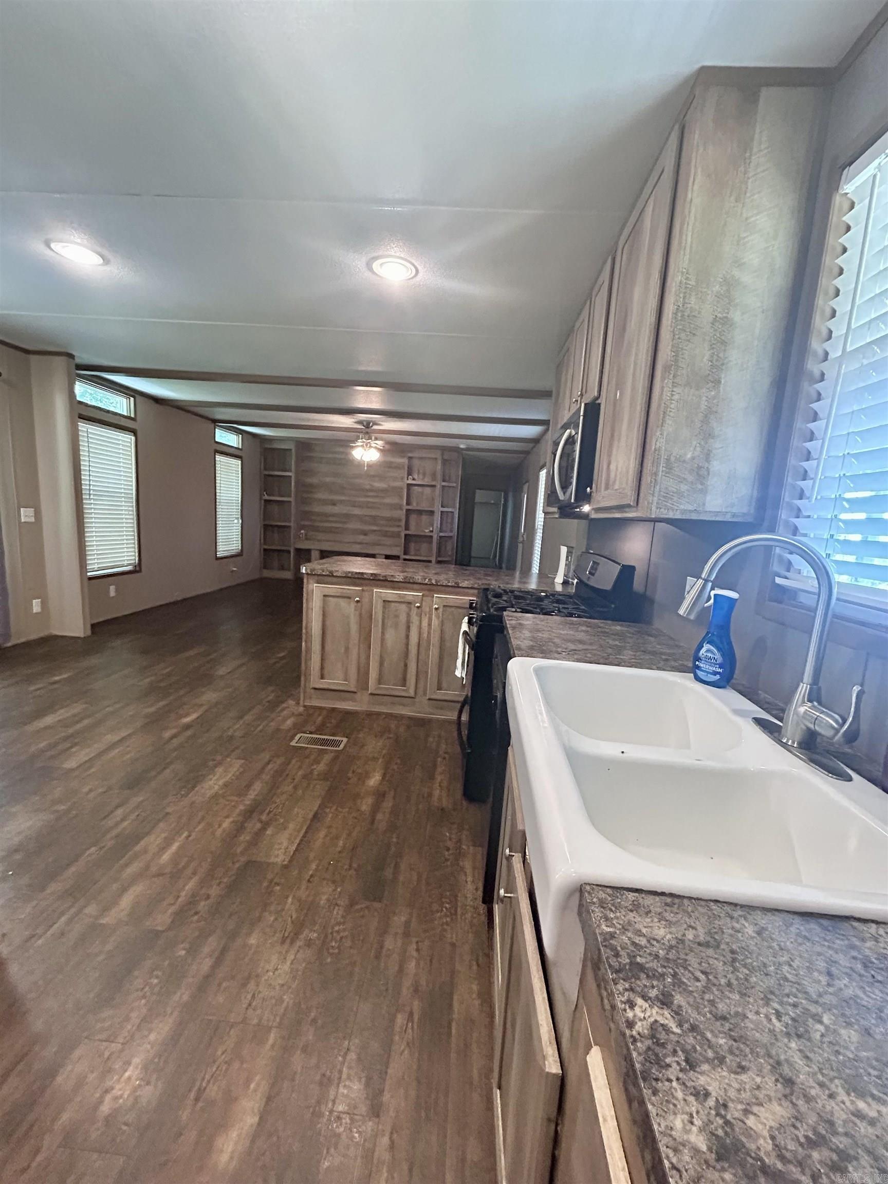 16 Mullins  Vilonia, AR