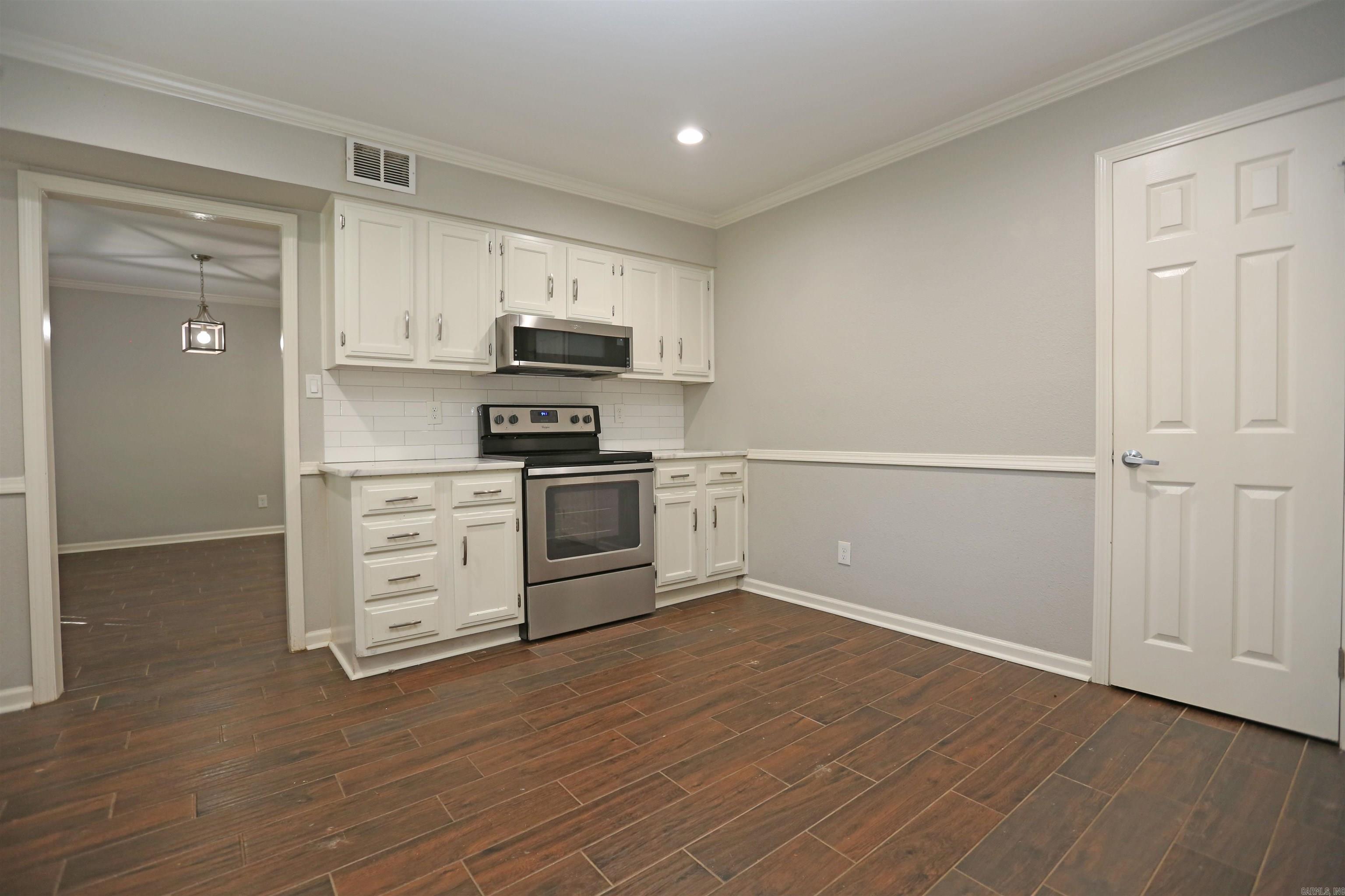 2210 Chelsea Drive Bryant, AR 72022