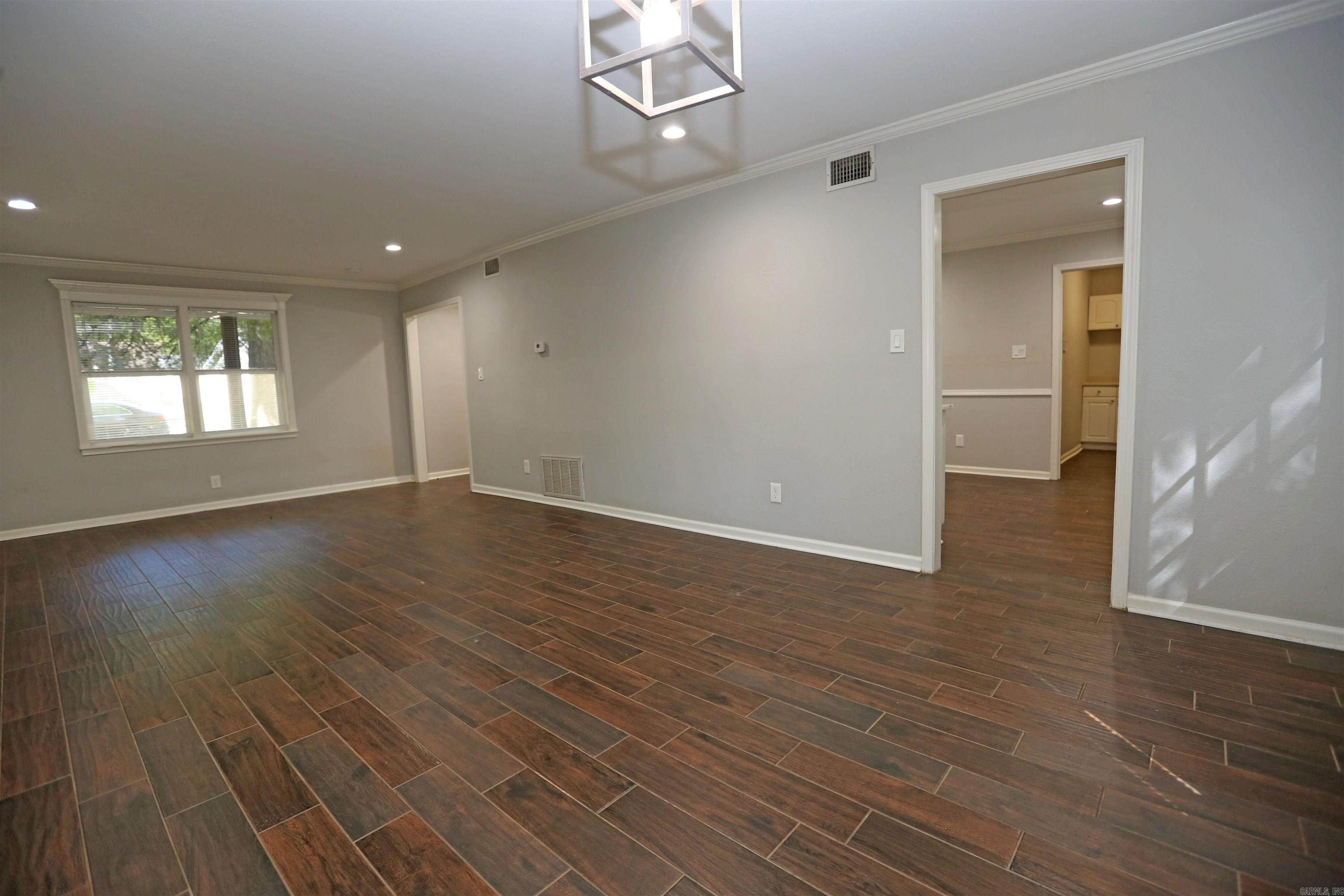 2210 Chelsea Drive Bryant, AR 72022