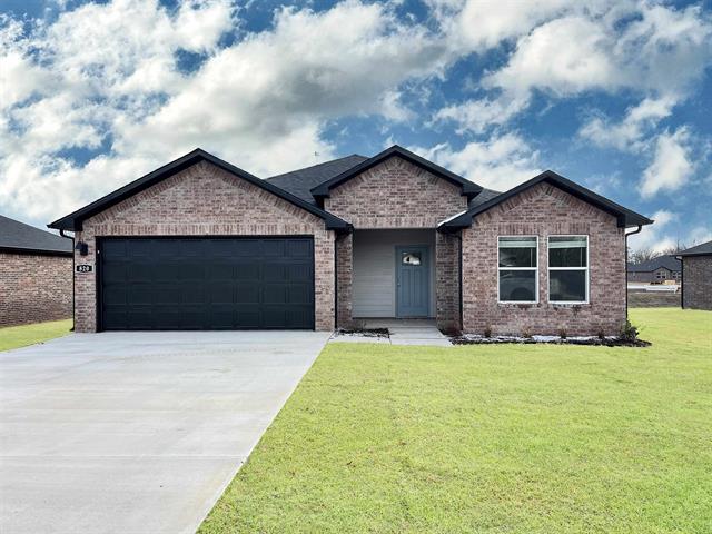 119 E Fredonia  Mayflower, AR