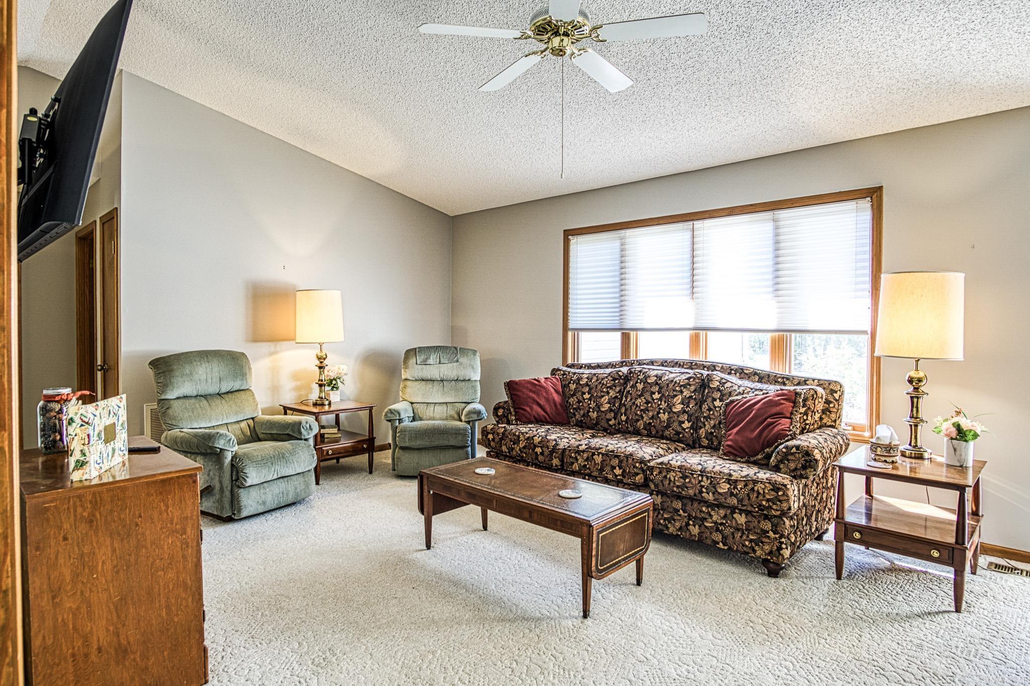 5 Paterna  Hot Springs Village, AR