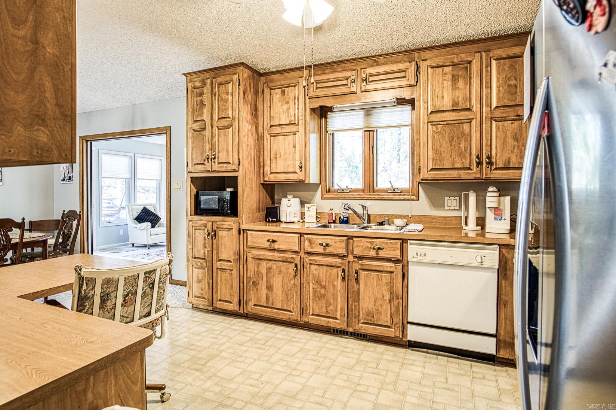 5 Paterna  Hot Springs Village, AR