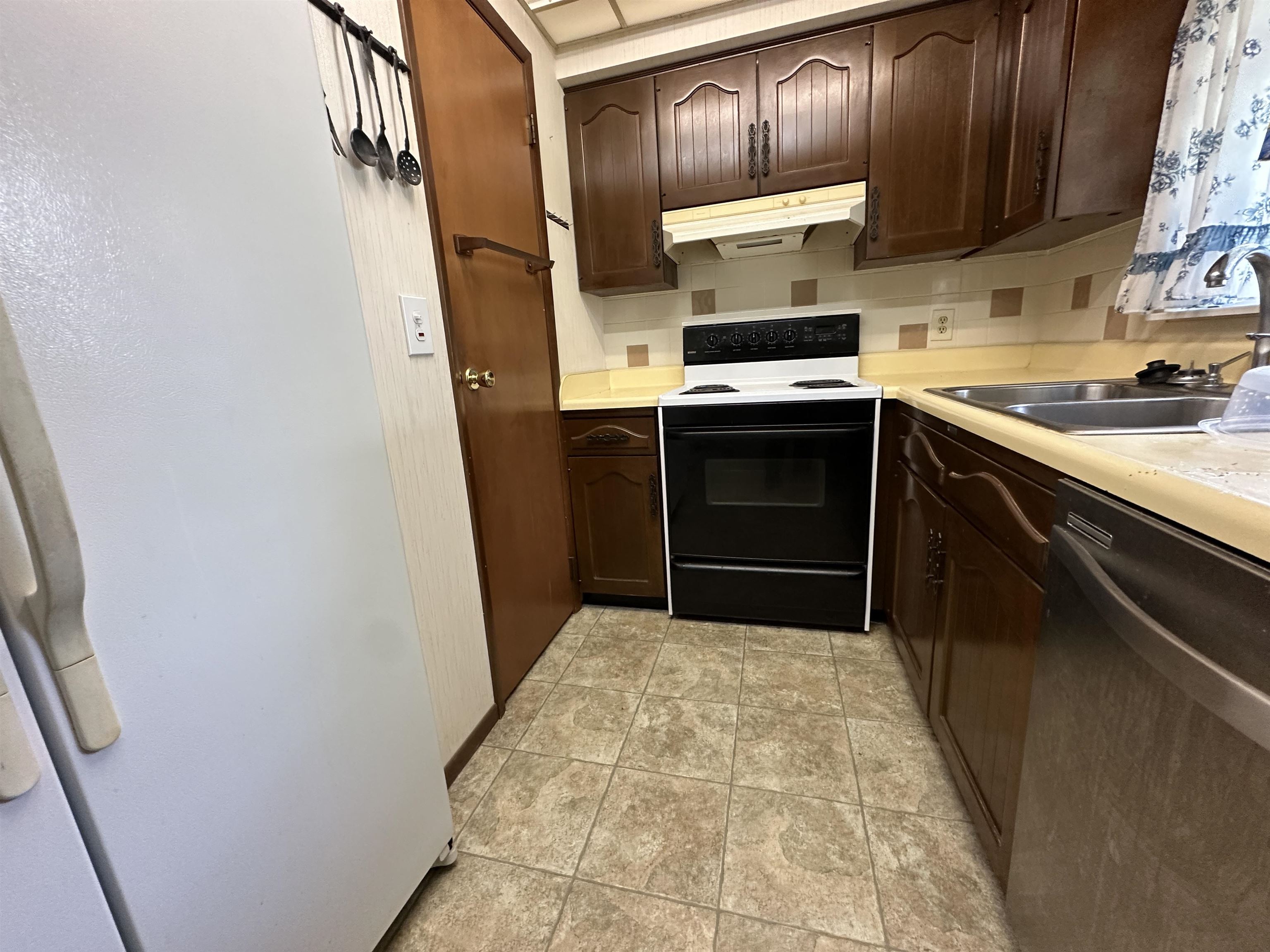1105 Meadowbrook Drive  Mountain Home, AR