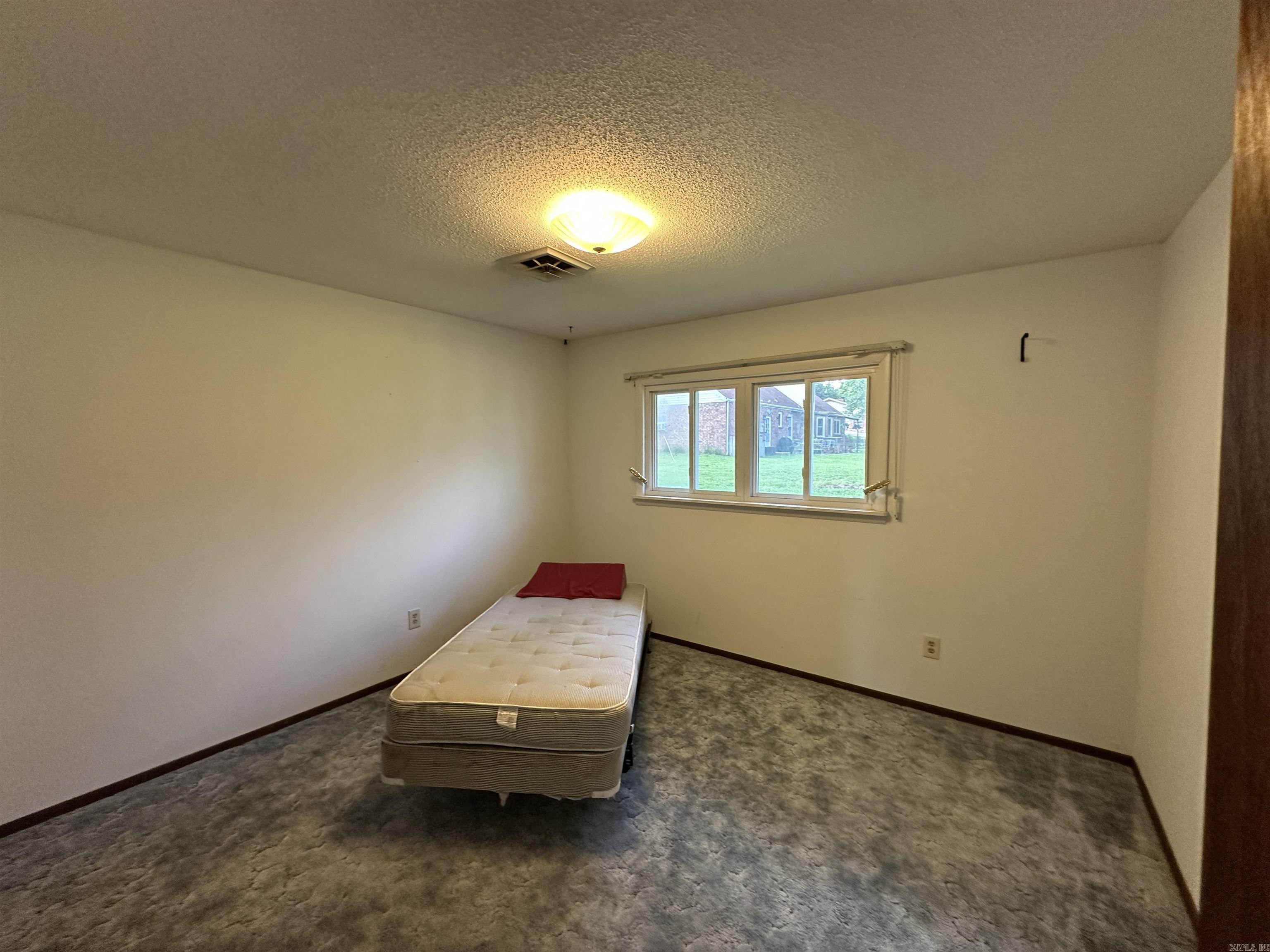 1105 Meadowbrook Drive  Mountain Home, AR