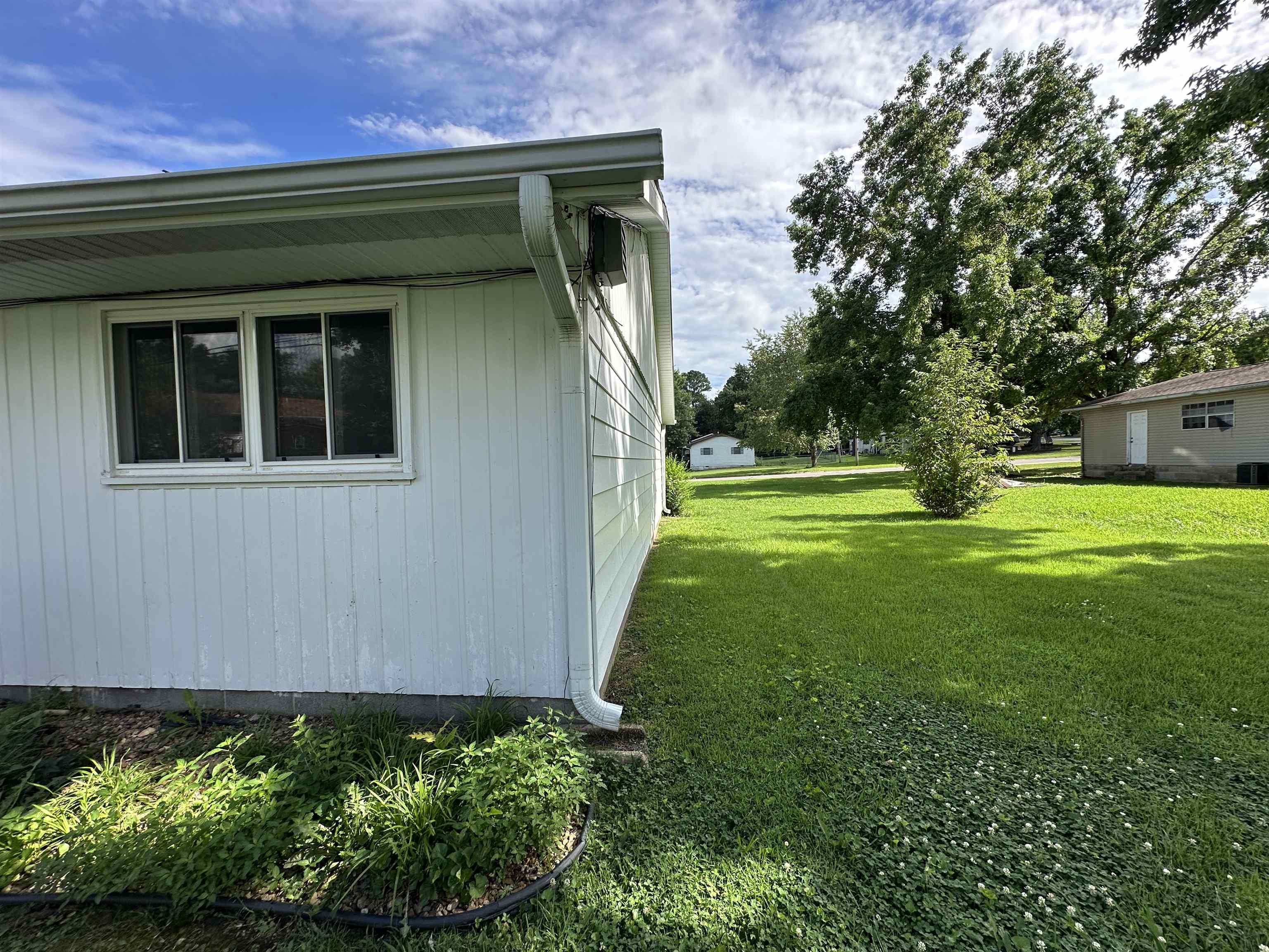 1105 Meadowbrook Drive  Mountain Home, AR