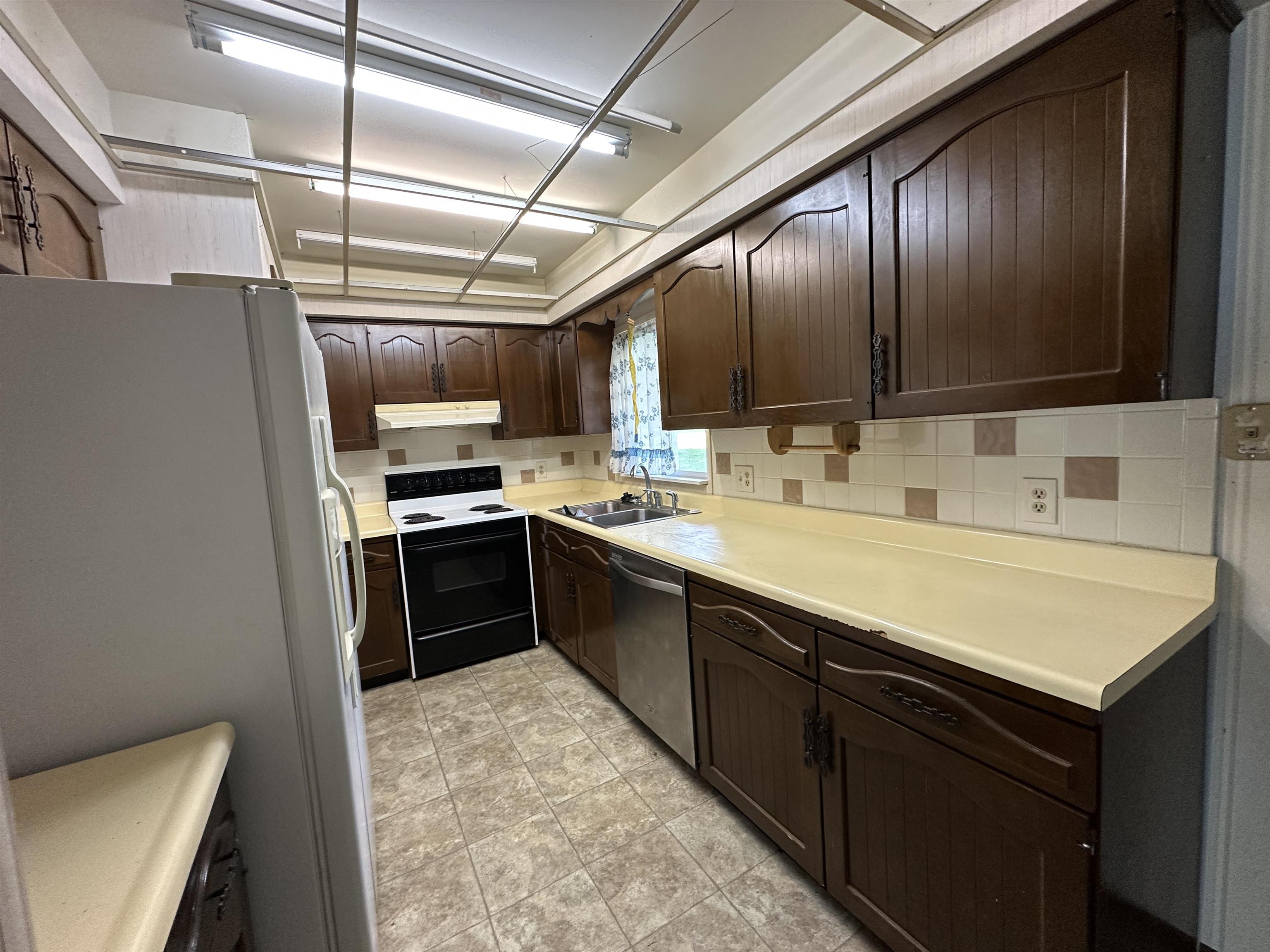 1105 Meadowbrook Drive  Mountain Home, AR