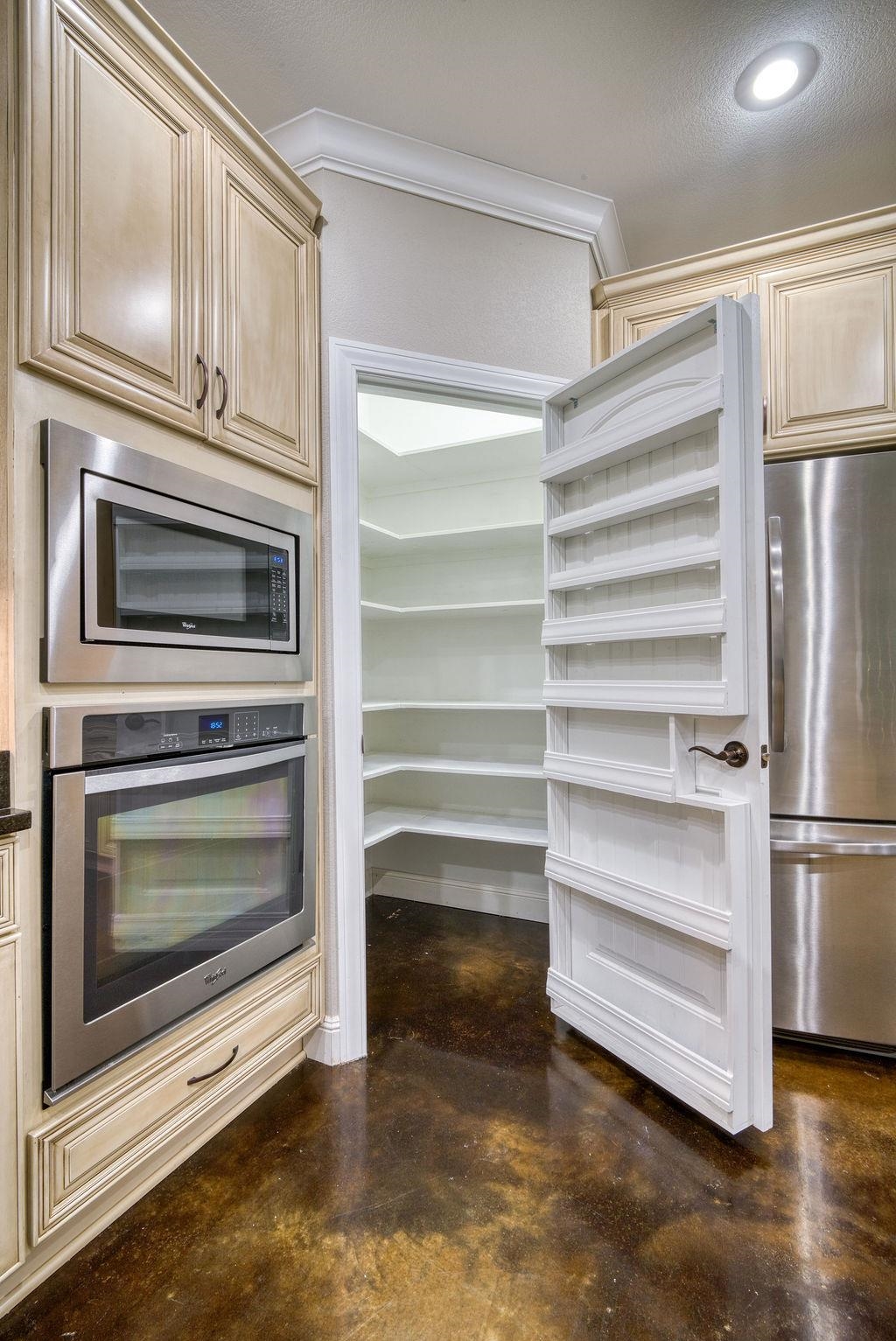 3501 Burdyshaw Jonesboro, AR 72405