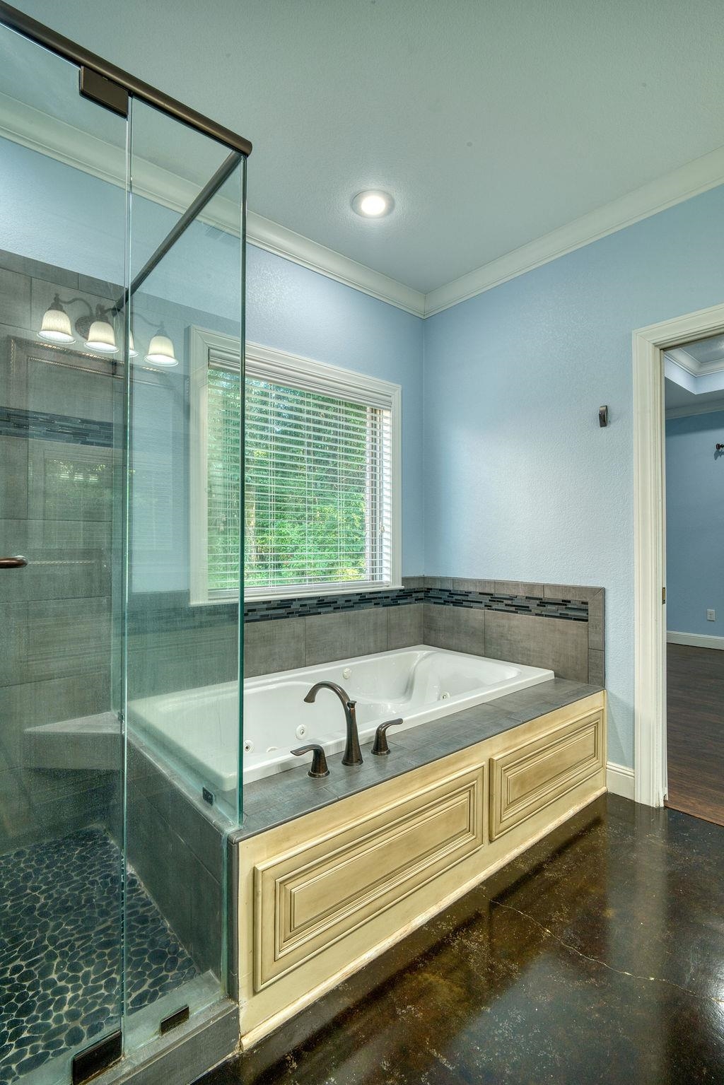 3501 Burdyshaw Jonesboro, AR 72405
