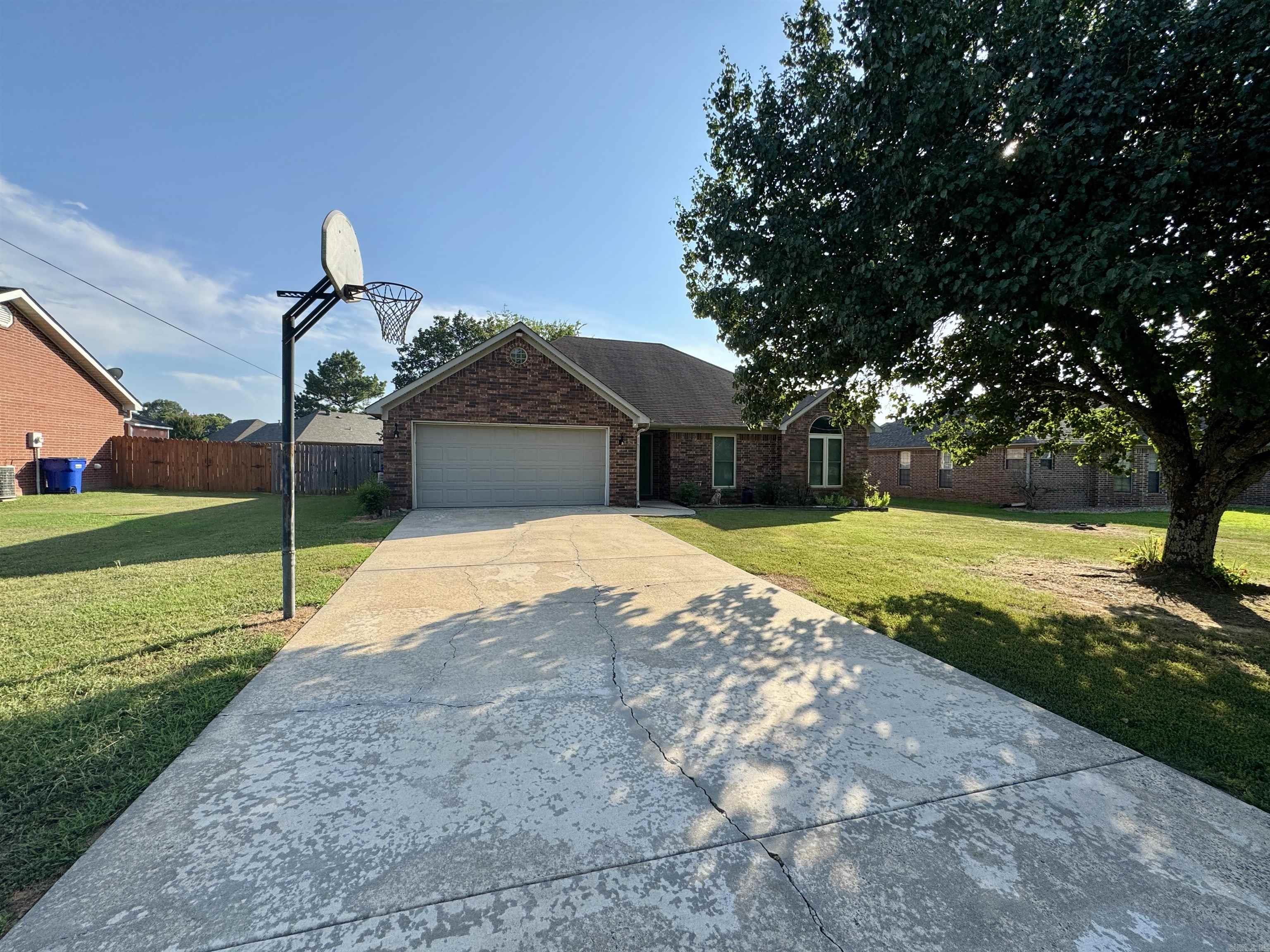 69 E Main Street  Greenbrier, AR